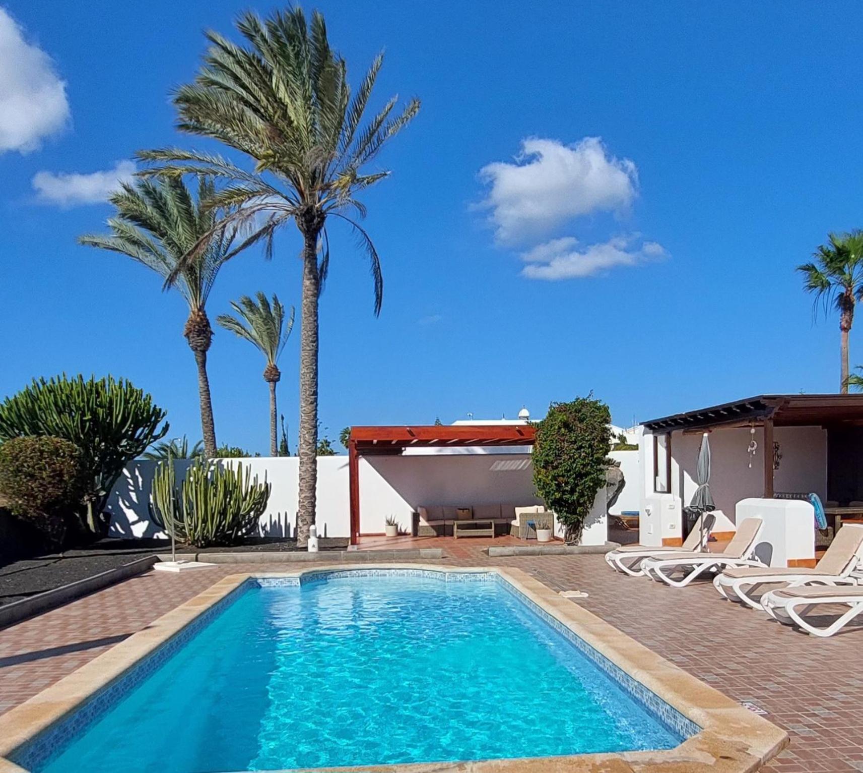 Hotel Villa RoMa Lanzarote - Image 1
