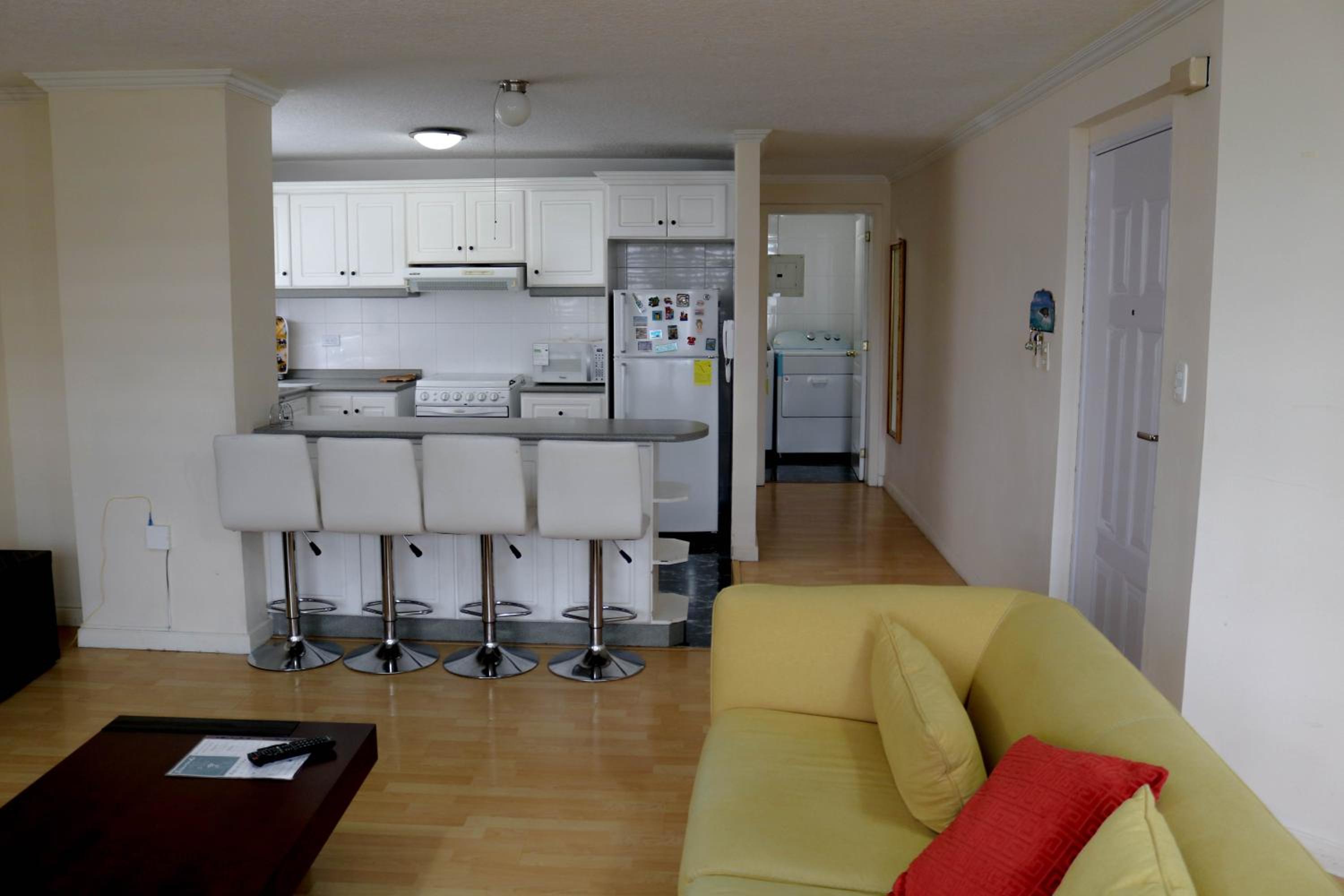 VANILLA SUITE - Great Location - Financial zone view 5
