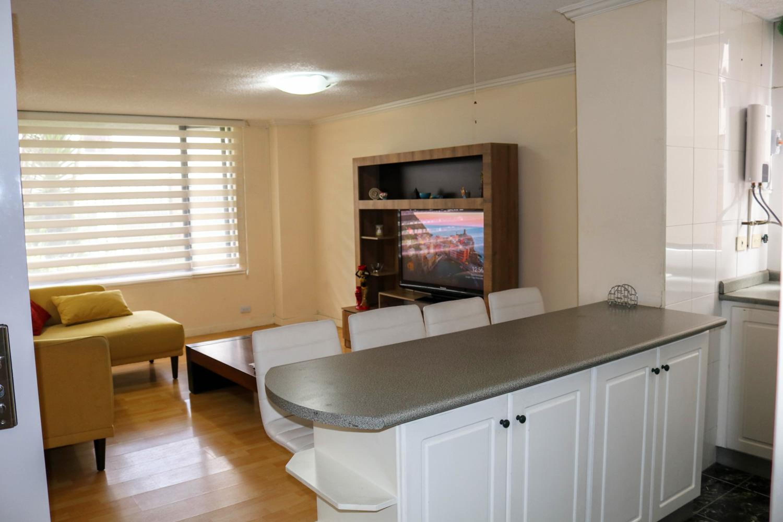 VANILLA SUITE - Great Location - Financial zone view 4