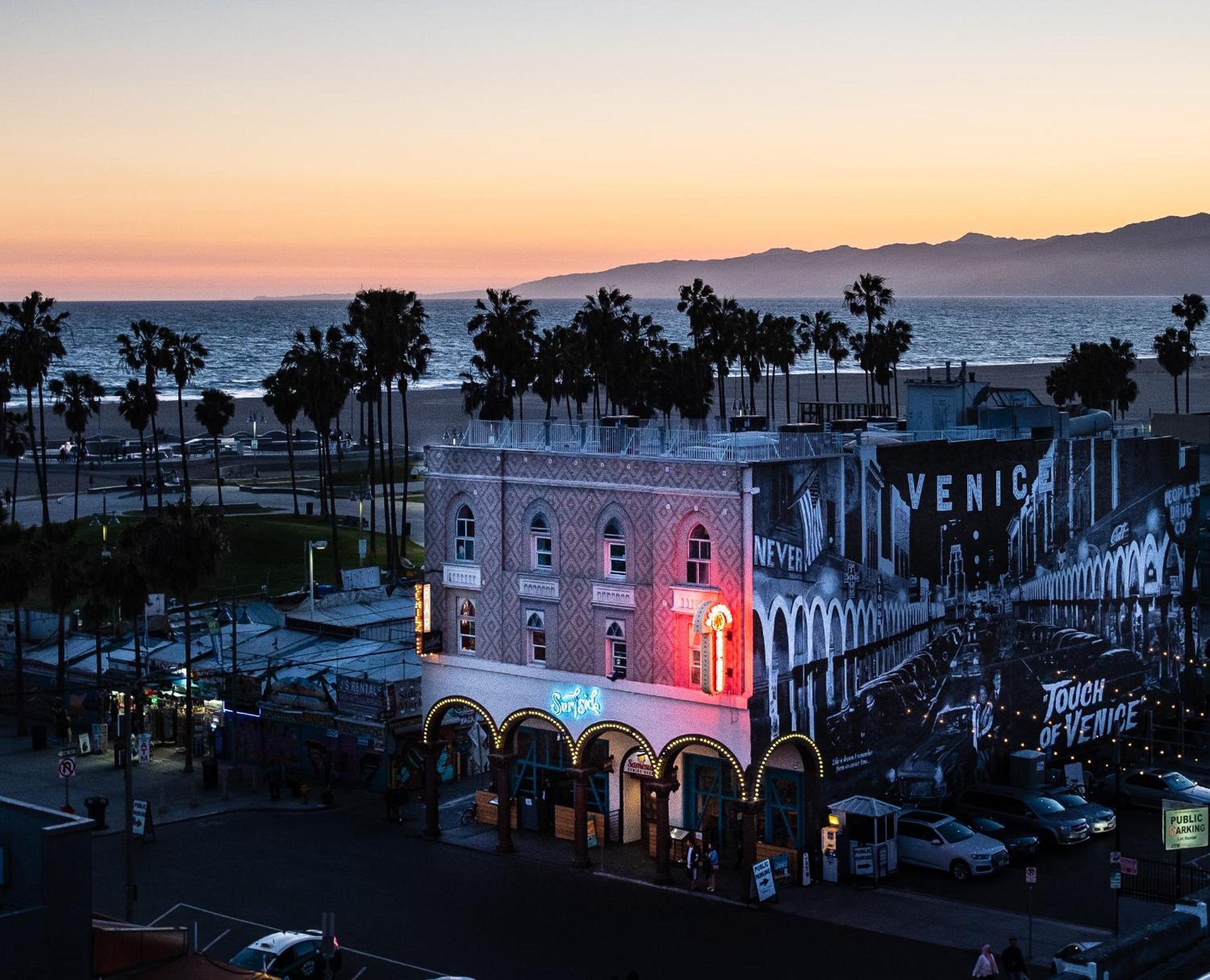 Samesun Venice Beach Hotel & Hostel
