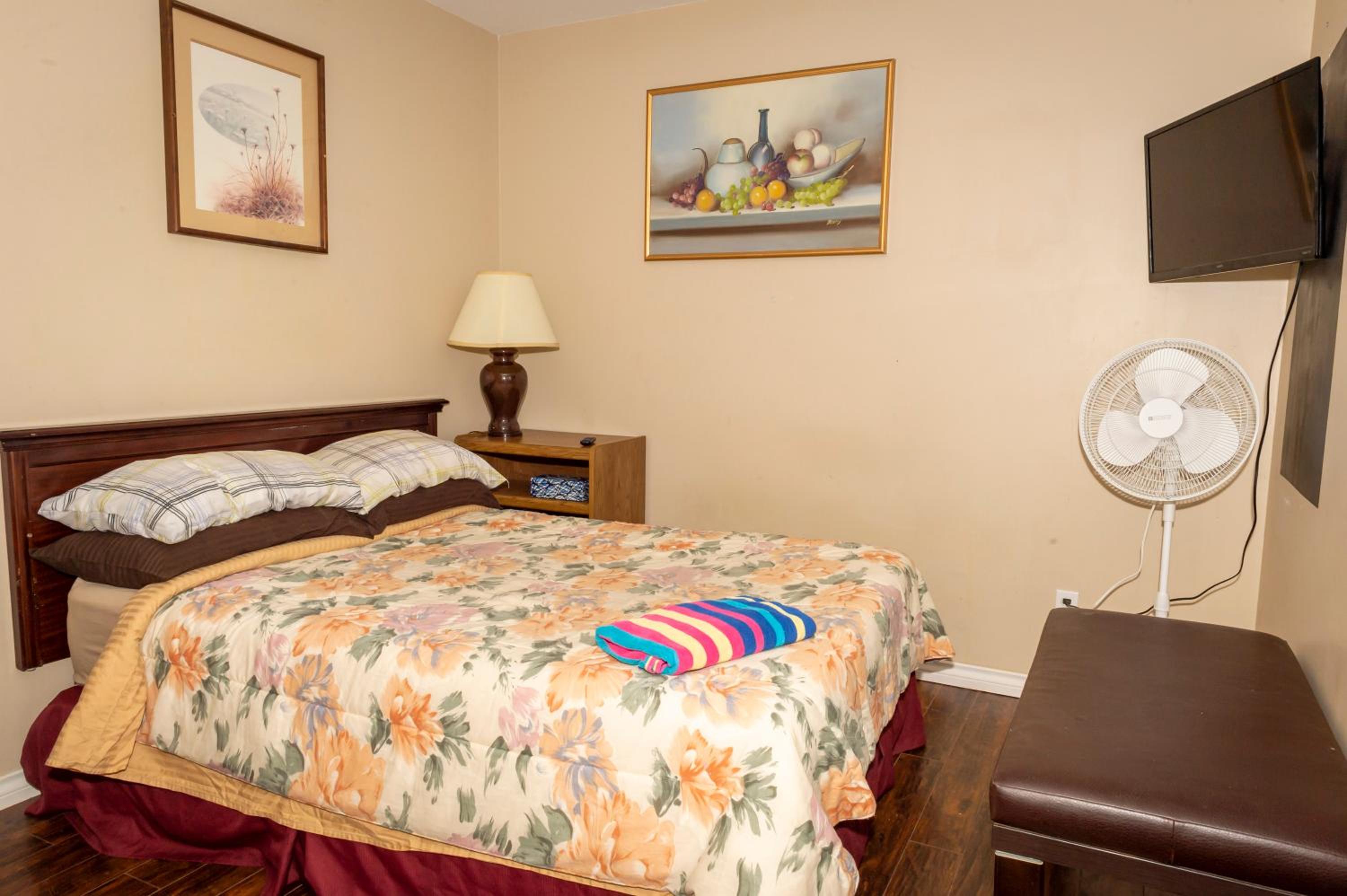 Comfort Inn Hostel In Fraser Valley 1