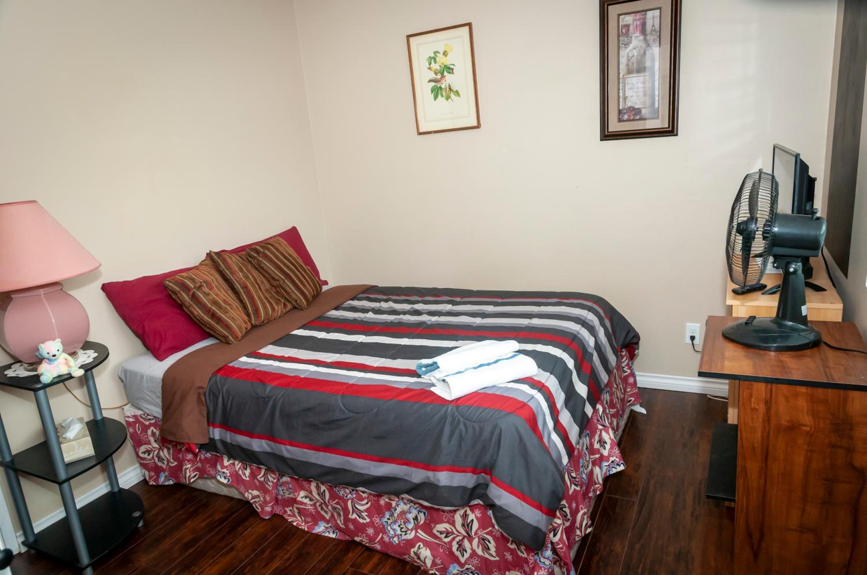 Comfort Inn Hostel In Fraser Valley 1