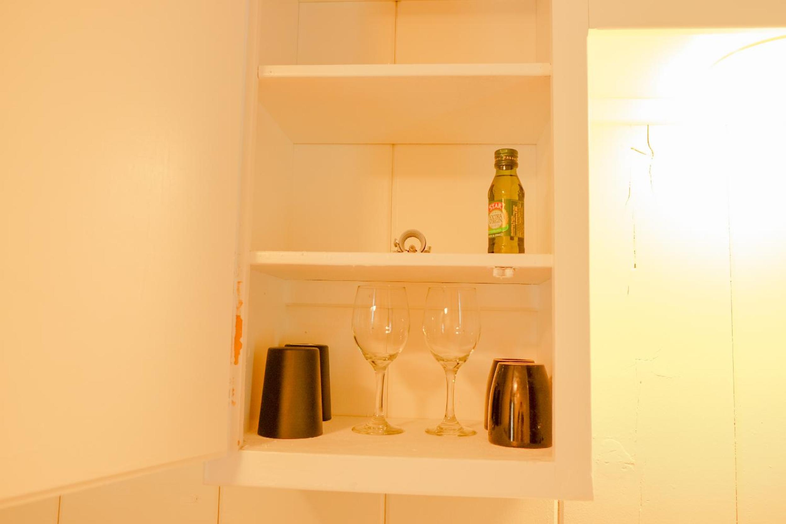 Sherwood Arms Motel - Property Image 8