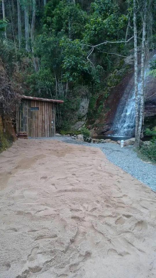 Bangalô - Sítio Cachoeiras do Caledônia