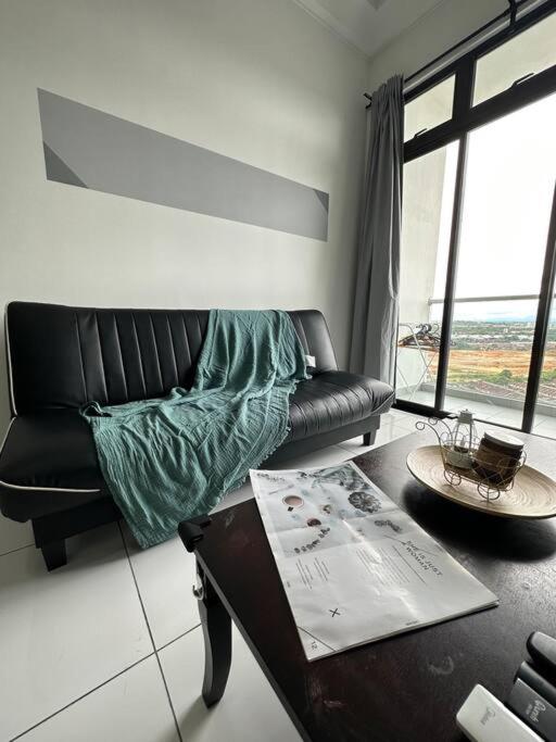 A2404 Platino 2BR ParadigmMall Netflix By STAY
