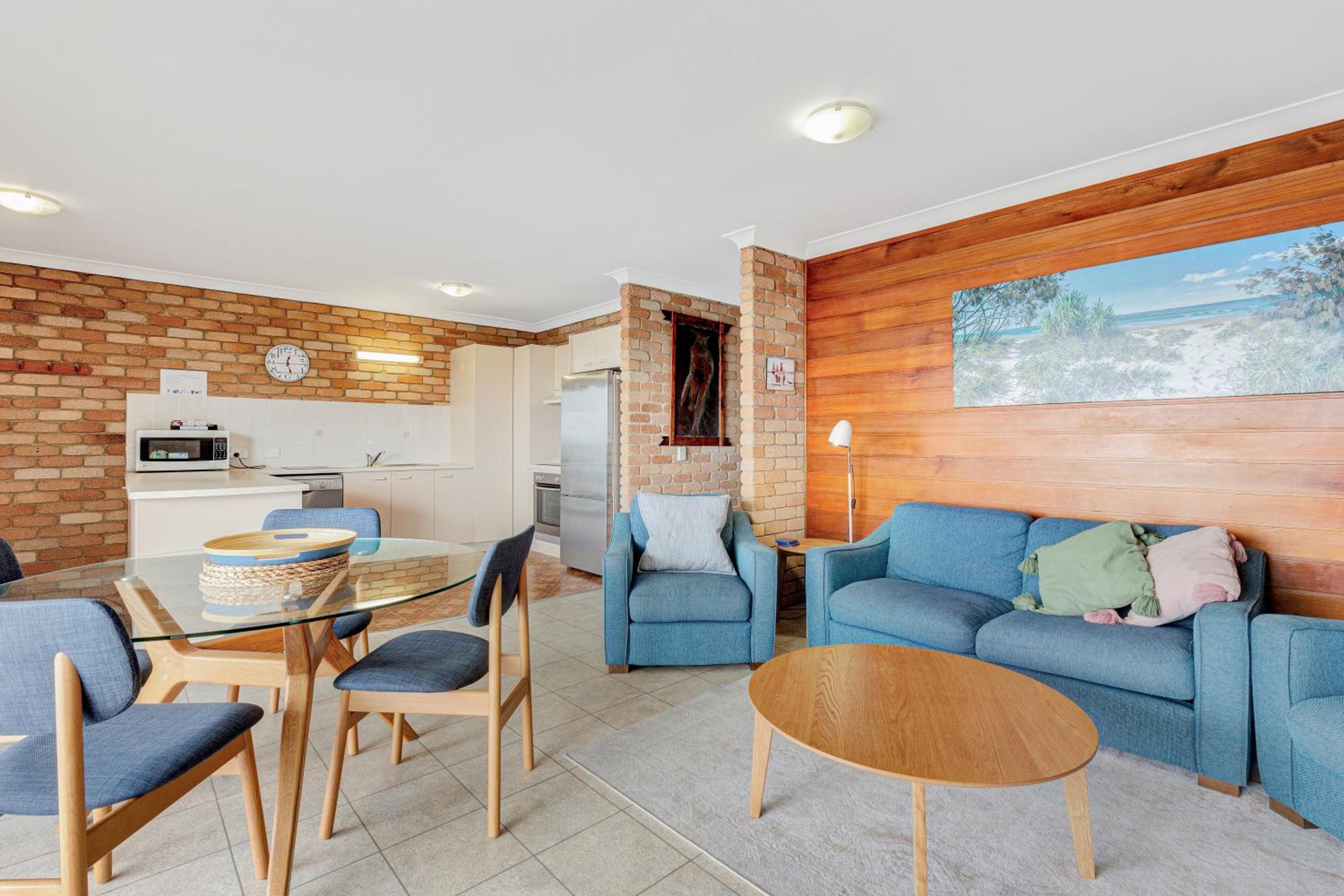 Illawong Apartments