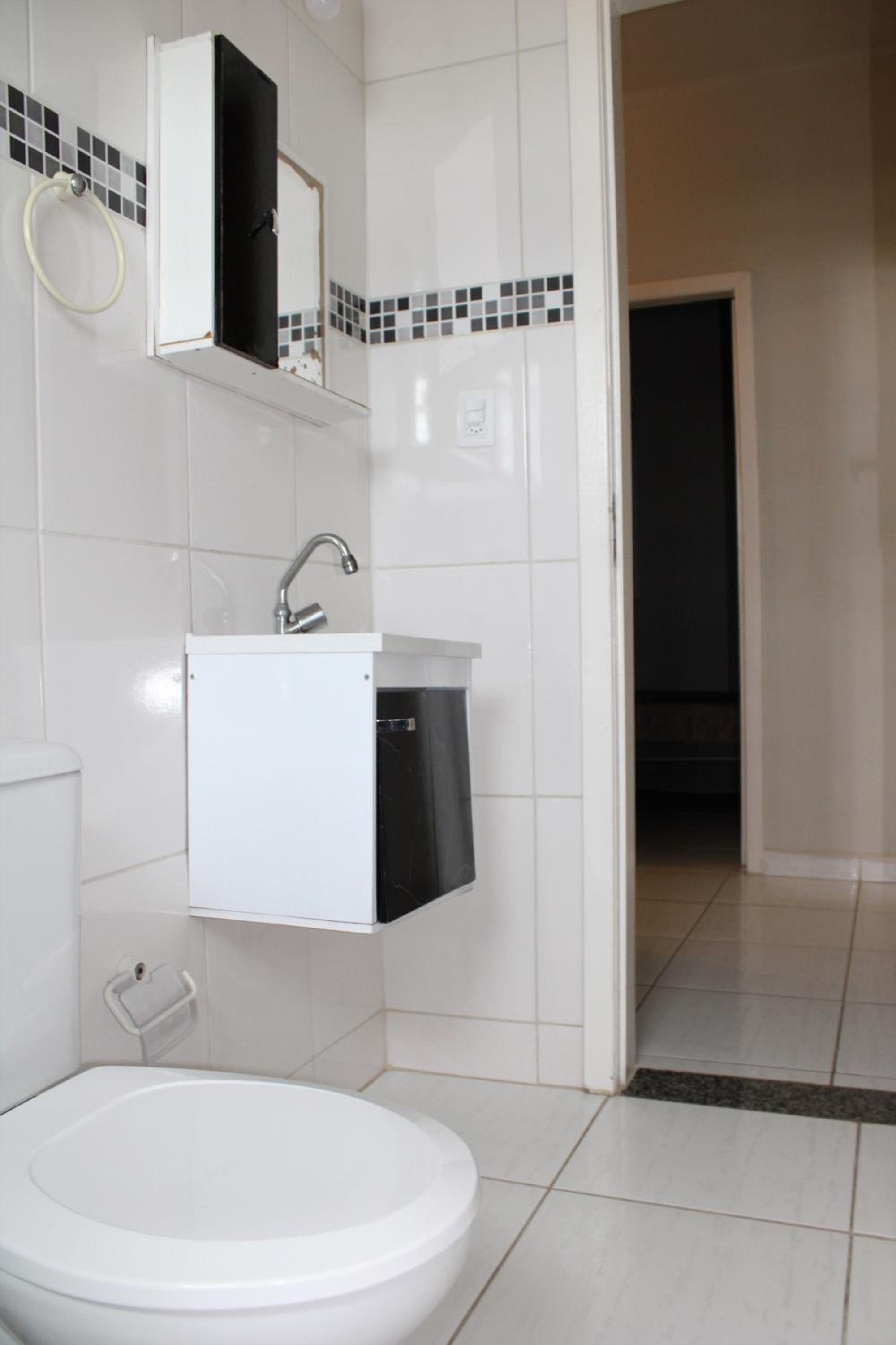 Casa com piscina à beira-mar