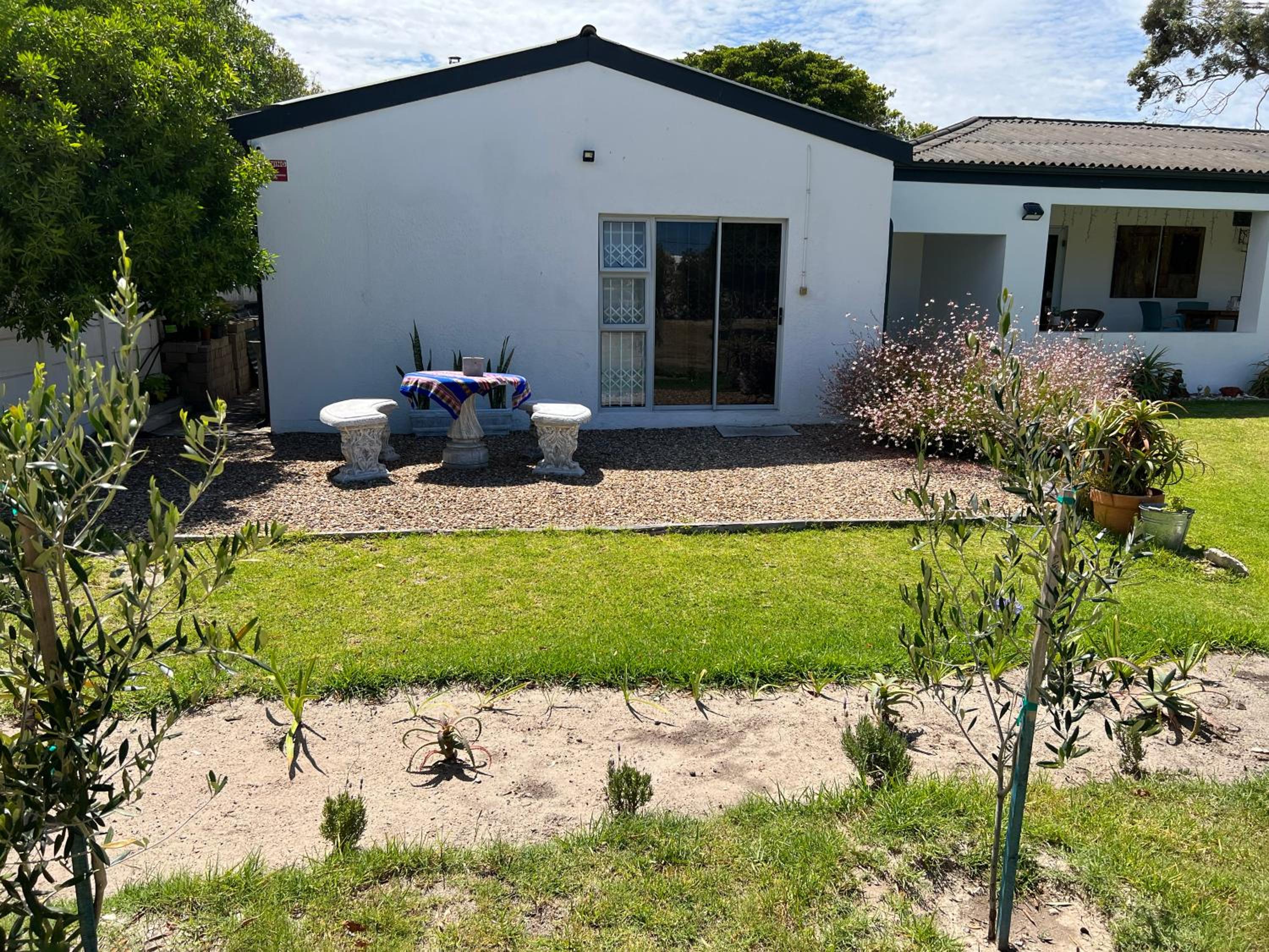 Always Summer Guesthouse view 3
