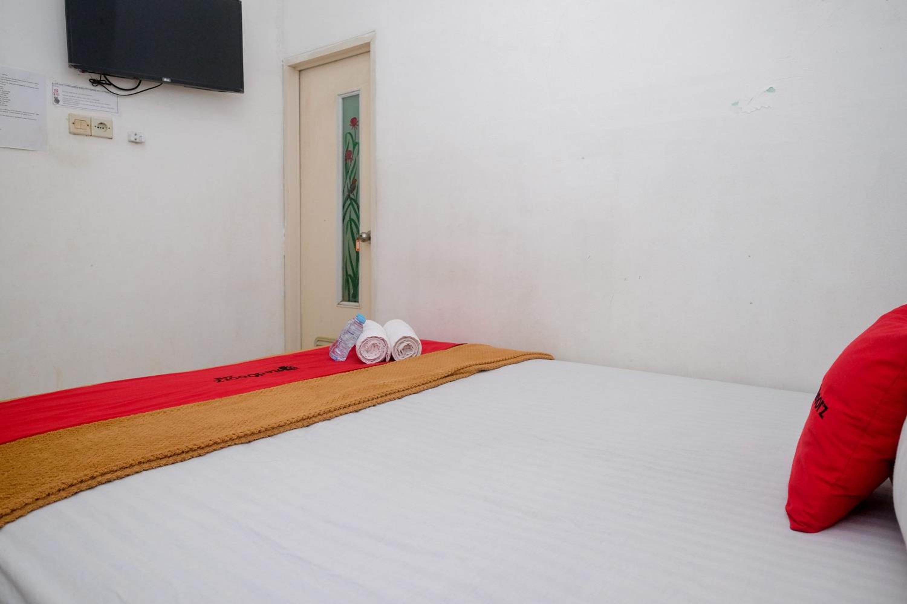 RedDoorz near Politeknik Manado, Paniki - 22