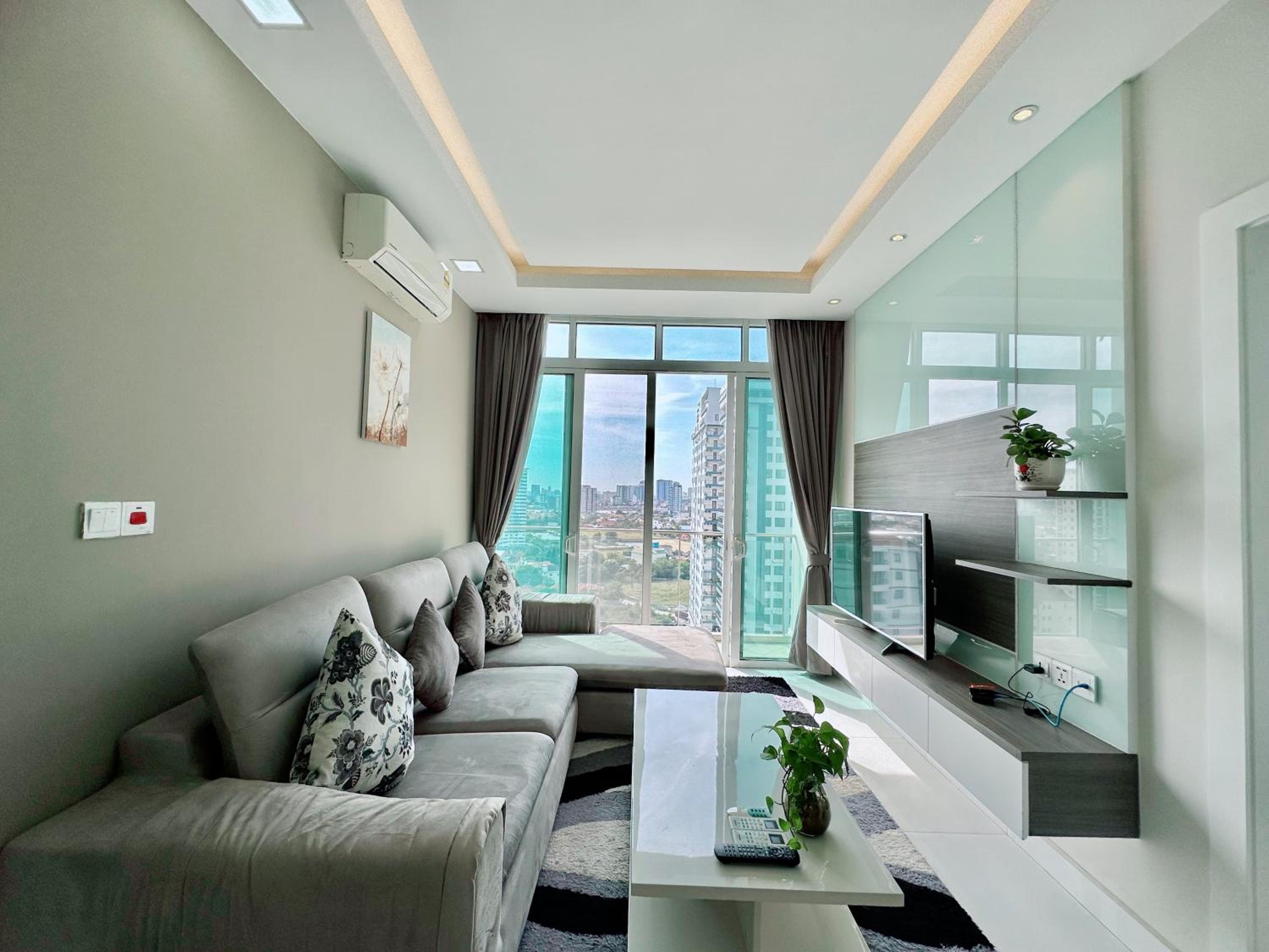 Infinity 28 Hotel and Residence