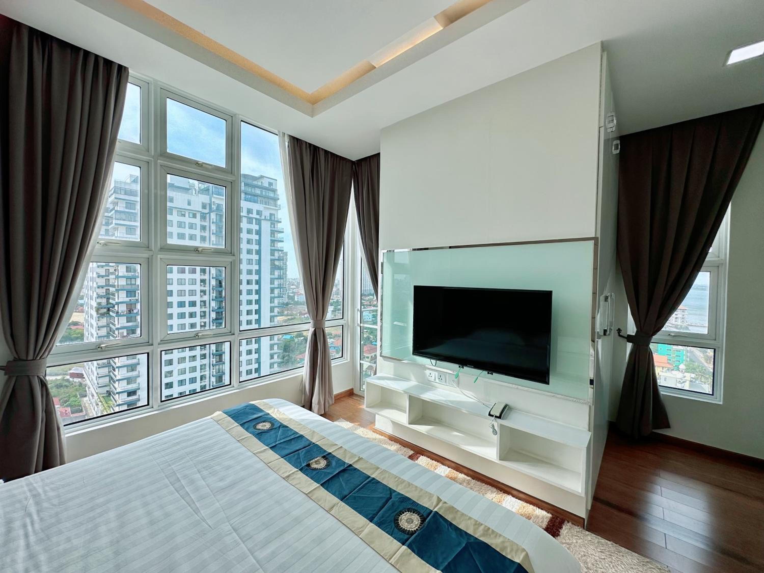 Infinity 28 Hotel and Residence