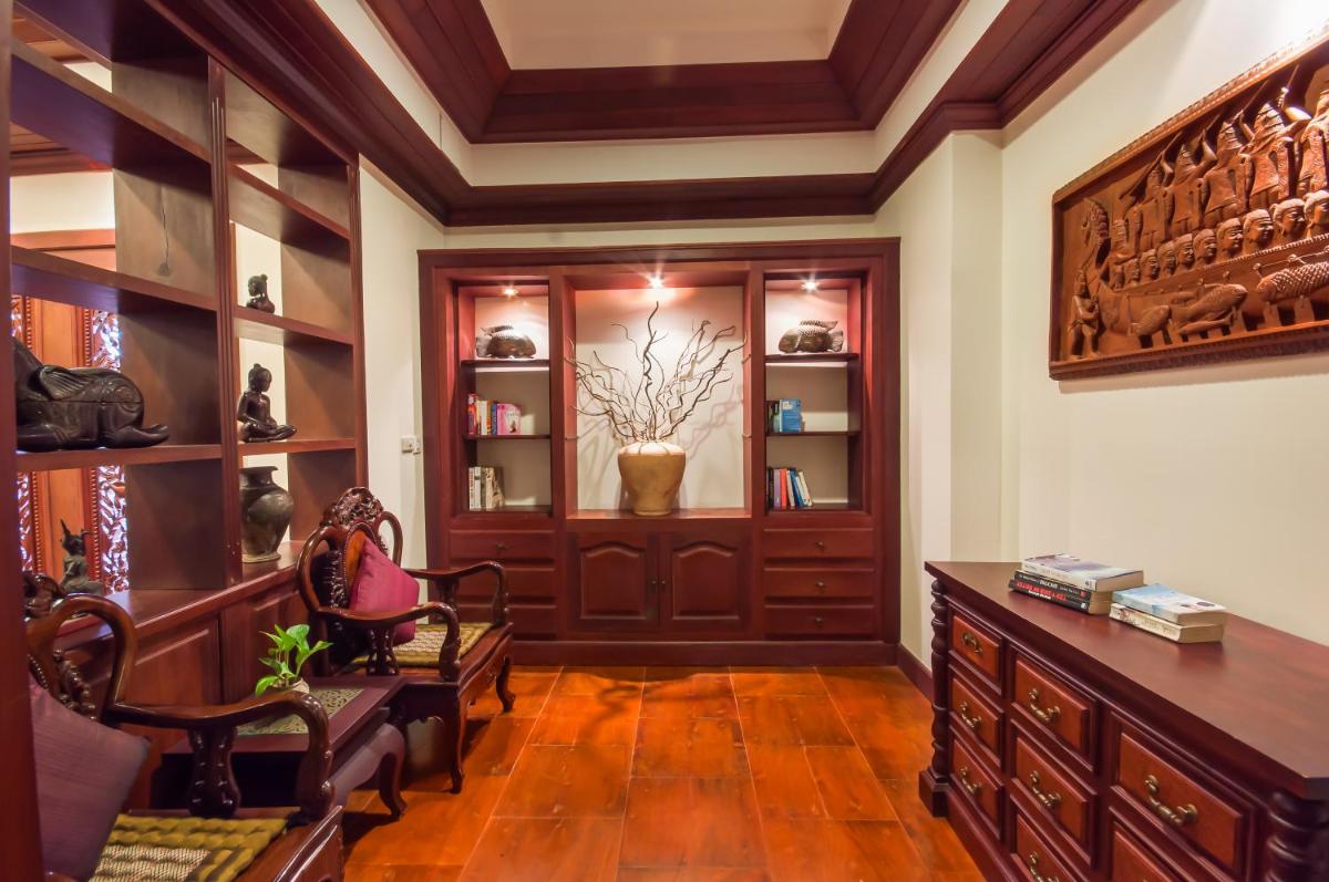 THE PRIVILEGE FLOOR by Borei Angkor 2