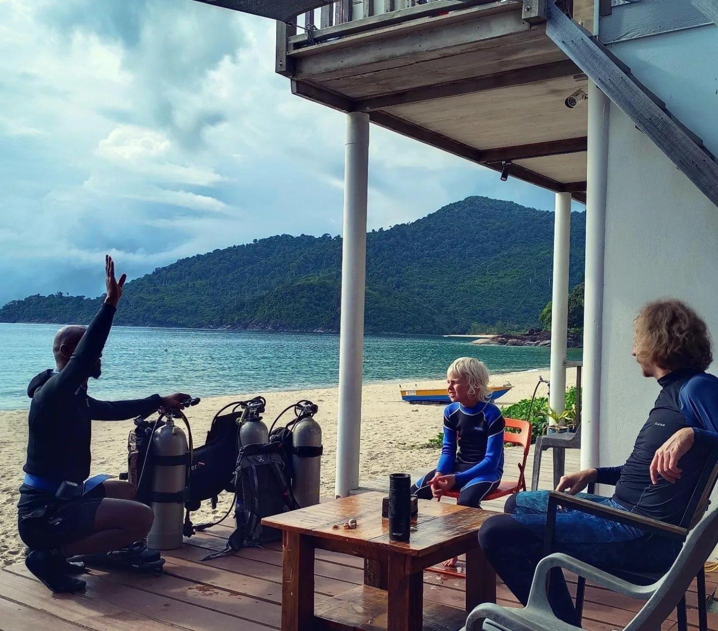 Tiongman Scubadive & Lodge