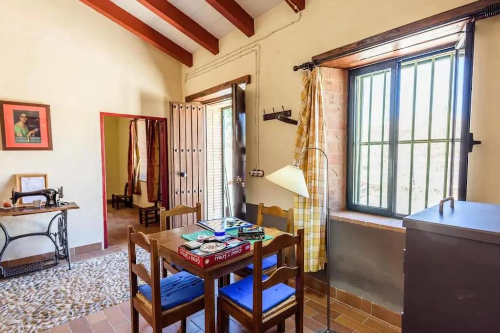 Casa Cortijo en Dehesa Sierra León