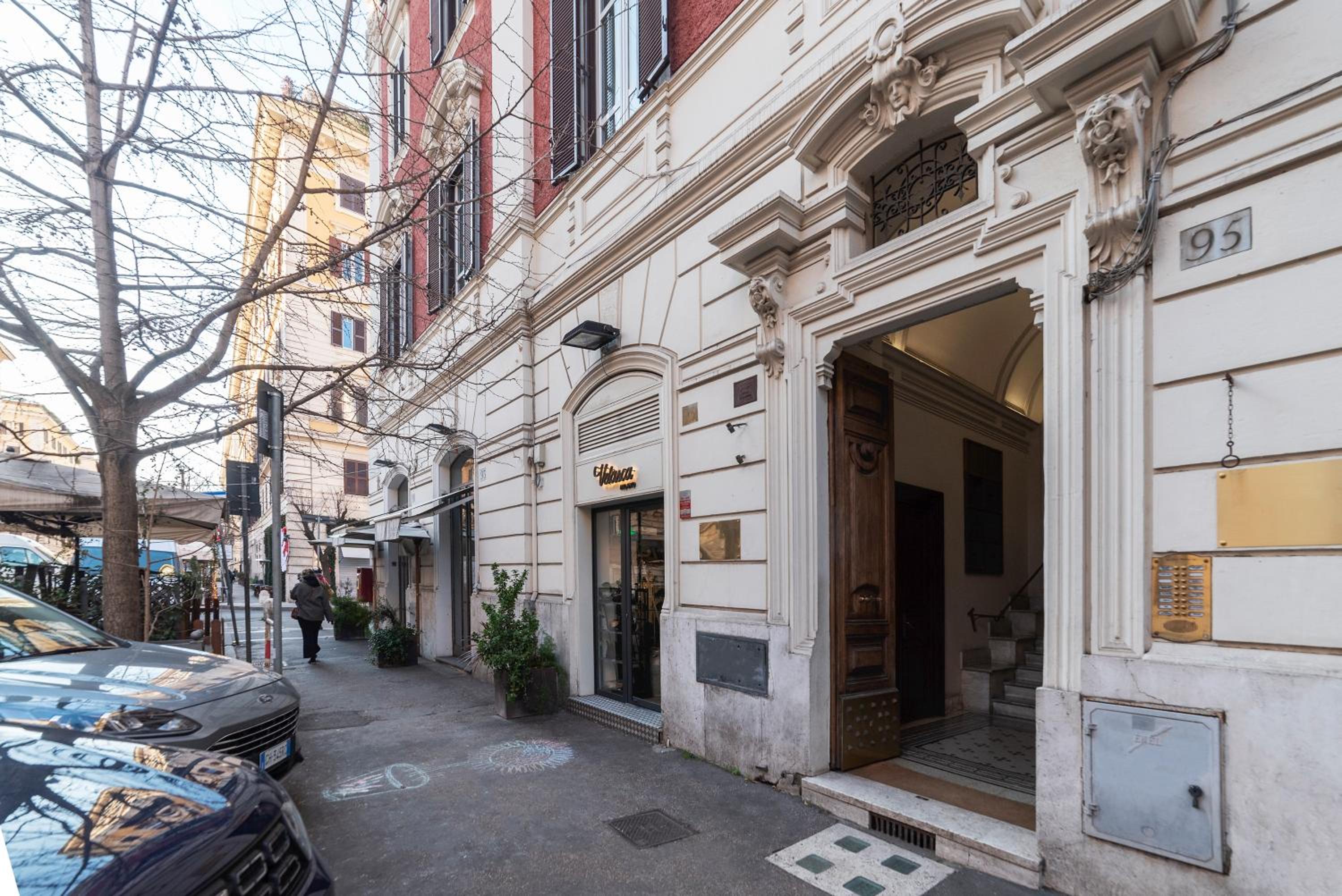 GuestHost - Residence Borgognoni Apartments