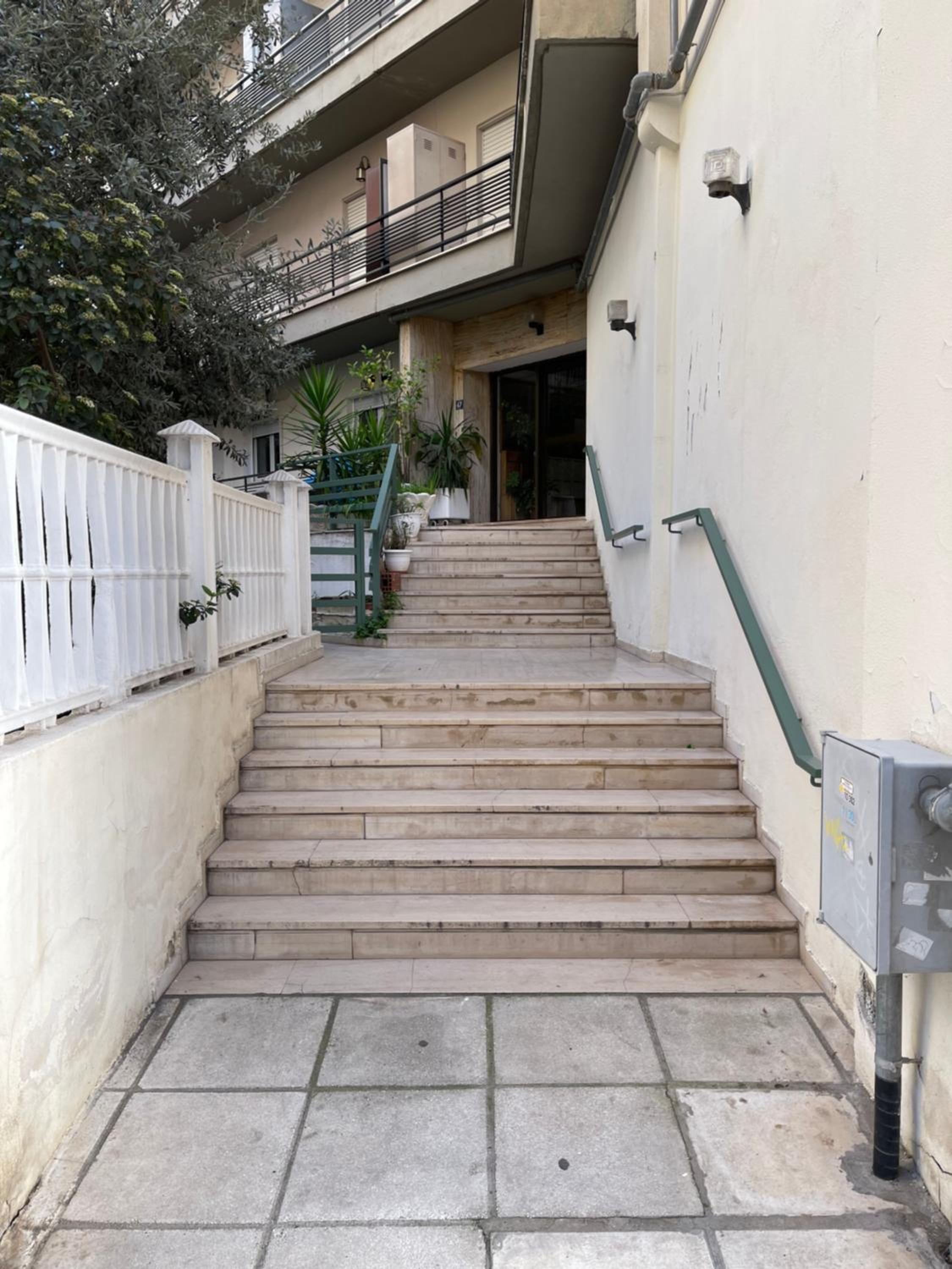 Fobillo Apartment at Charilaou