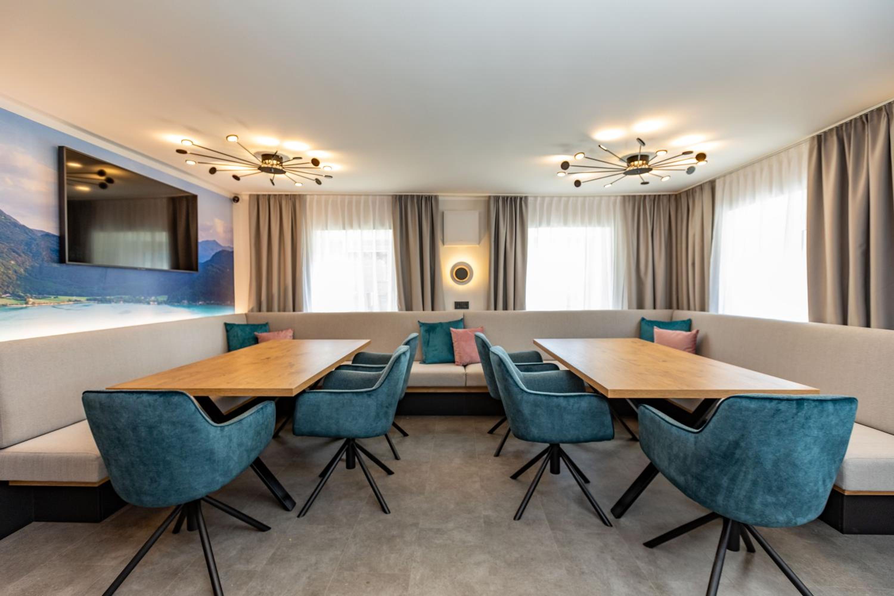meeting & event spaces