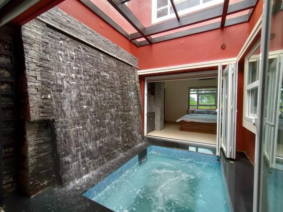 Stay Leisurely Clair De Lune 2BHK pvt jacuzzi, Alibaug view 3