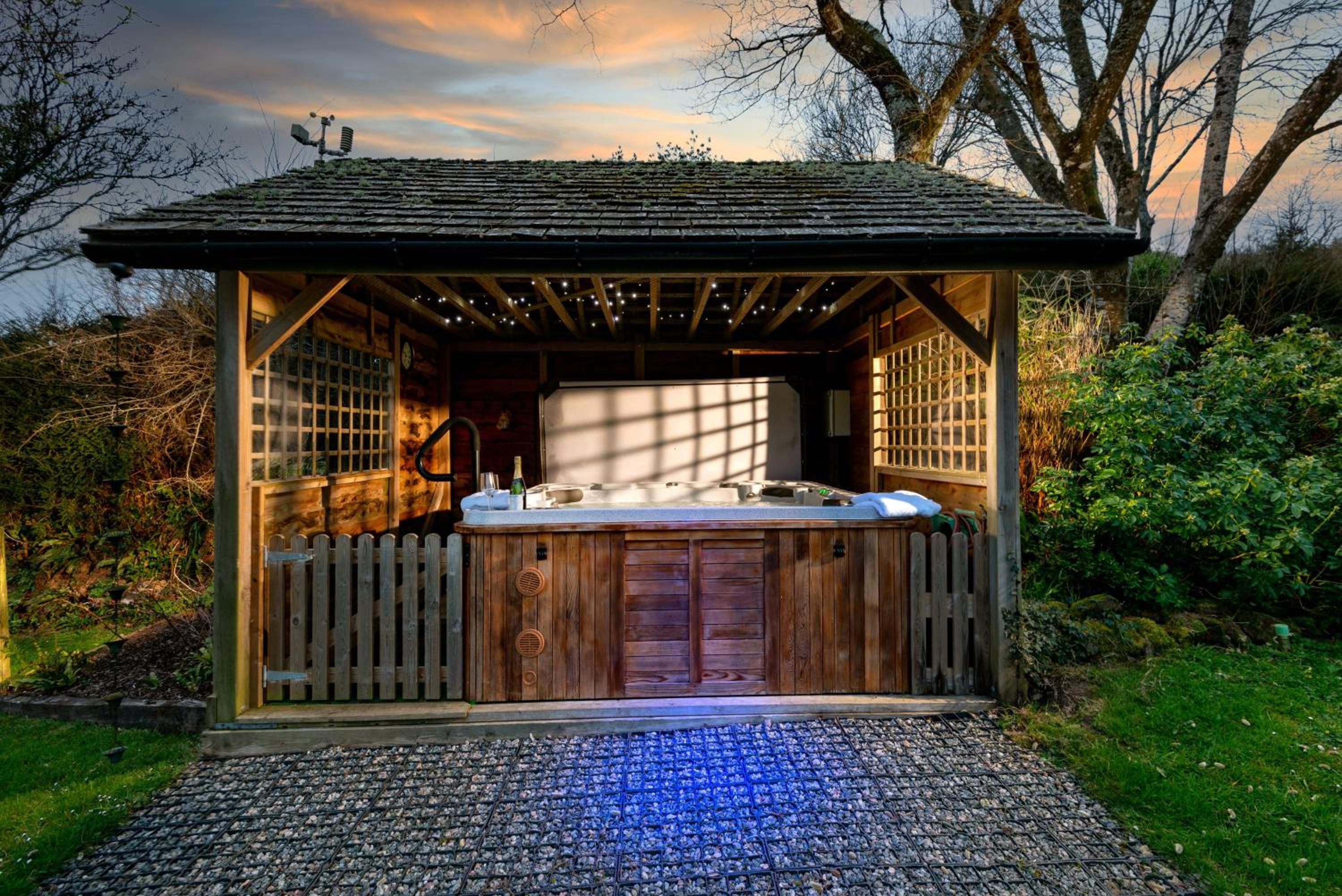 East Trenean Farm Cottages -4 Luxury Cornish Cottages sleeping 20 with hot tubs, private gardens, rural views and EV facilities view 5