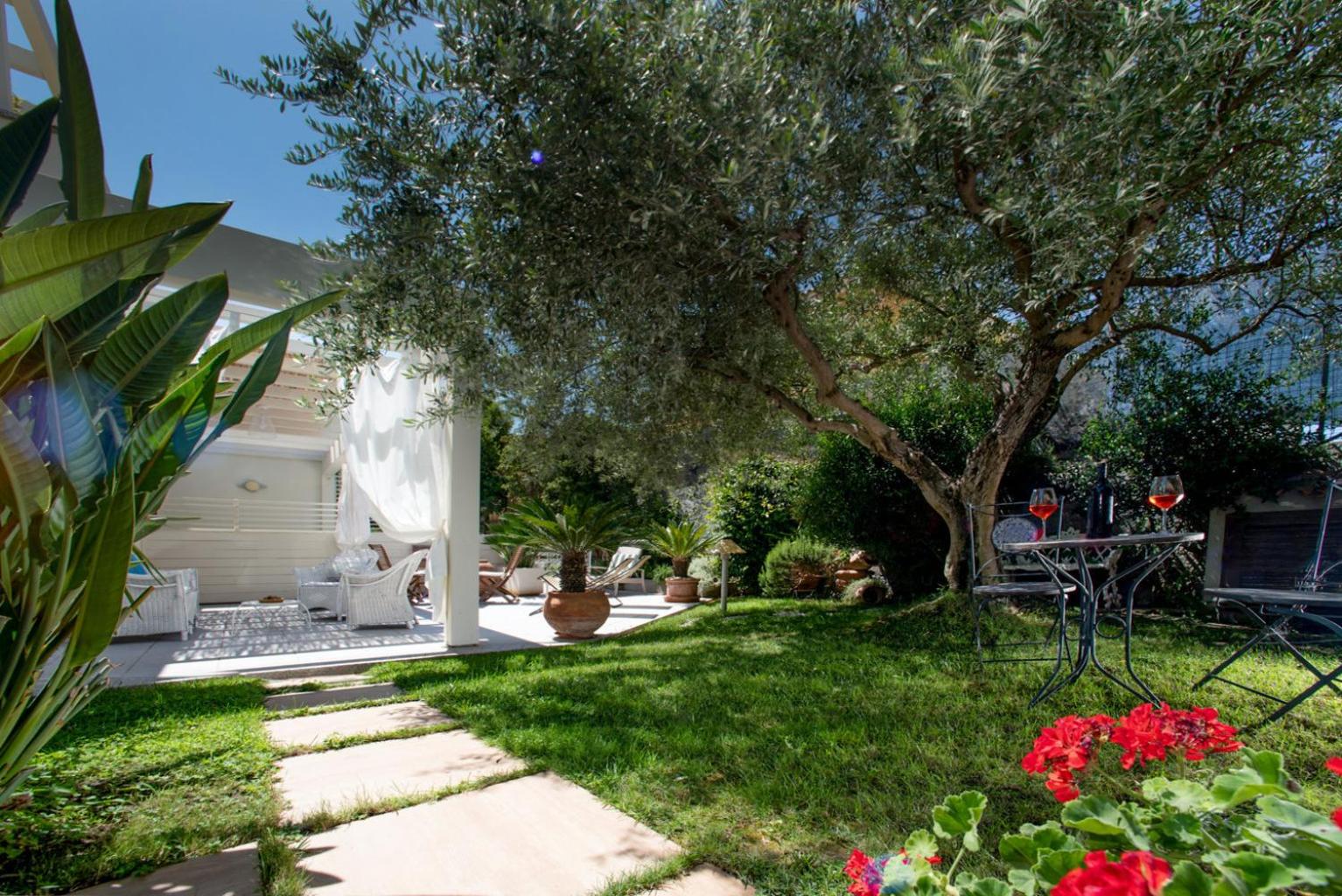 Orosei Home Holidays - Rimediu view 2
