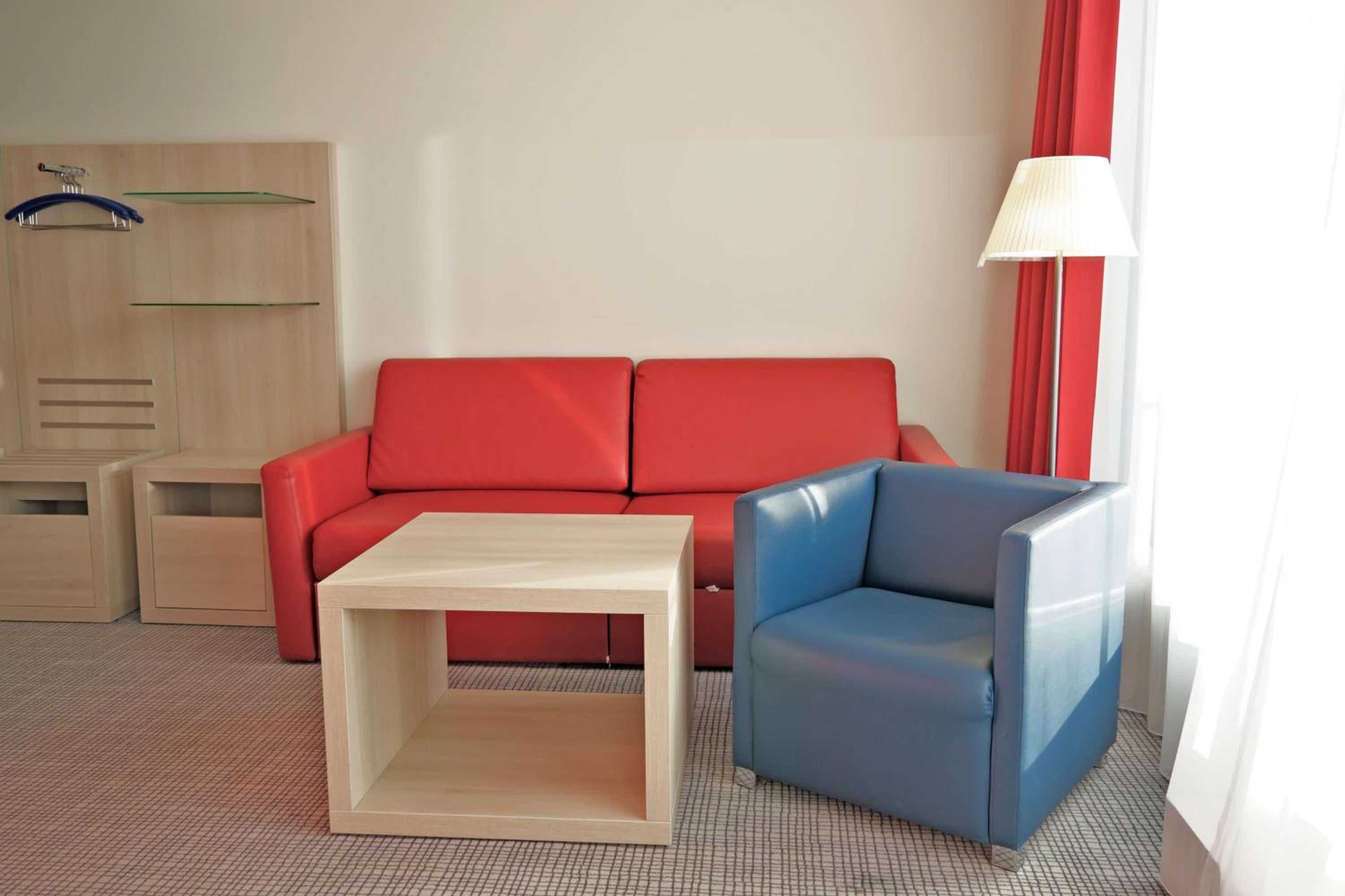 Linz Vacations - Park Inn by Radisson Linz - Property Image 2