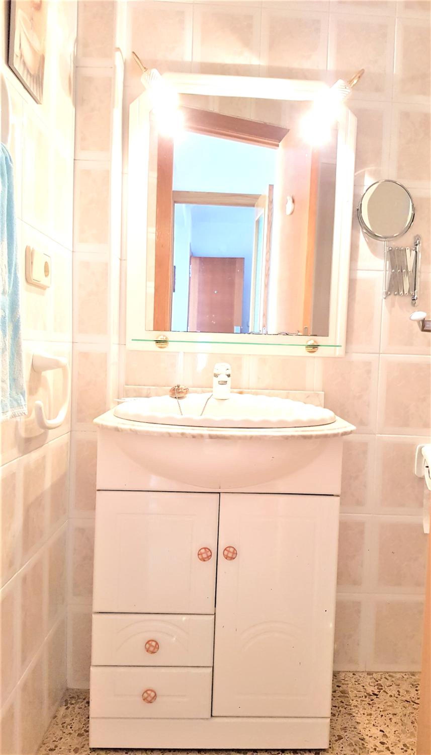 Spacious apartment in Tavernes de la Valldigna with sea view