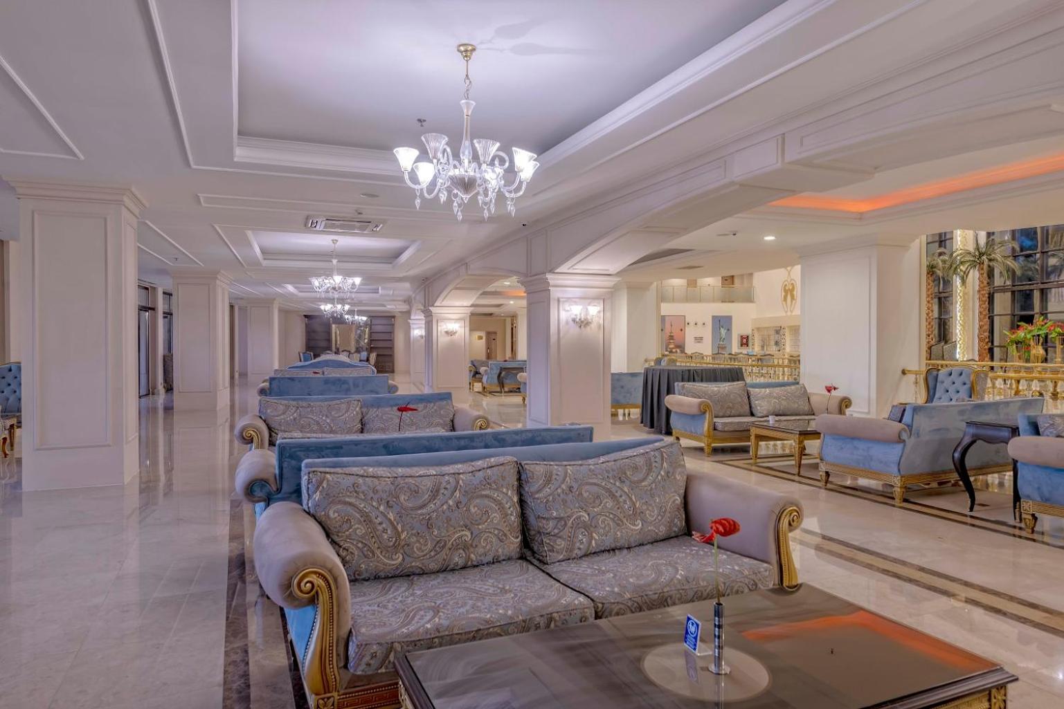 Amara Luxury Resort & Villas - Image 7