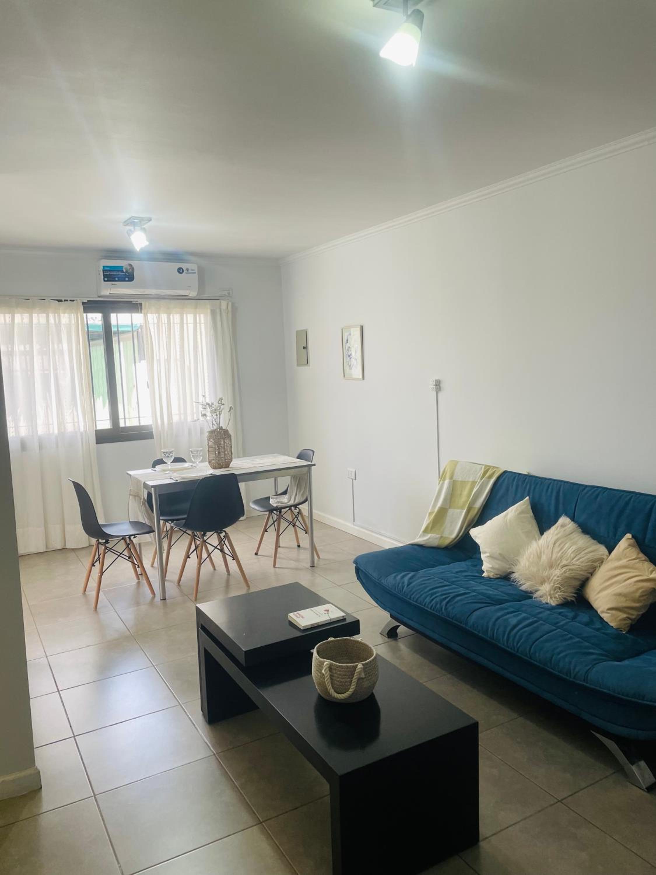 Hermoso Departamento Azulino