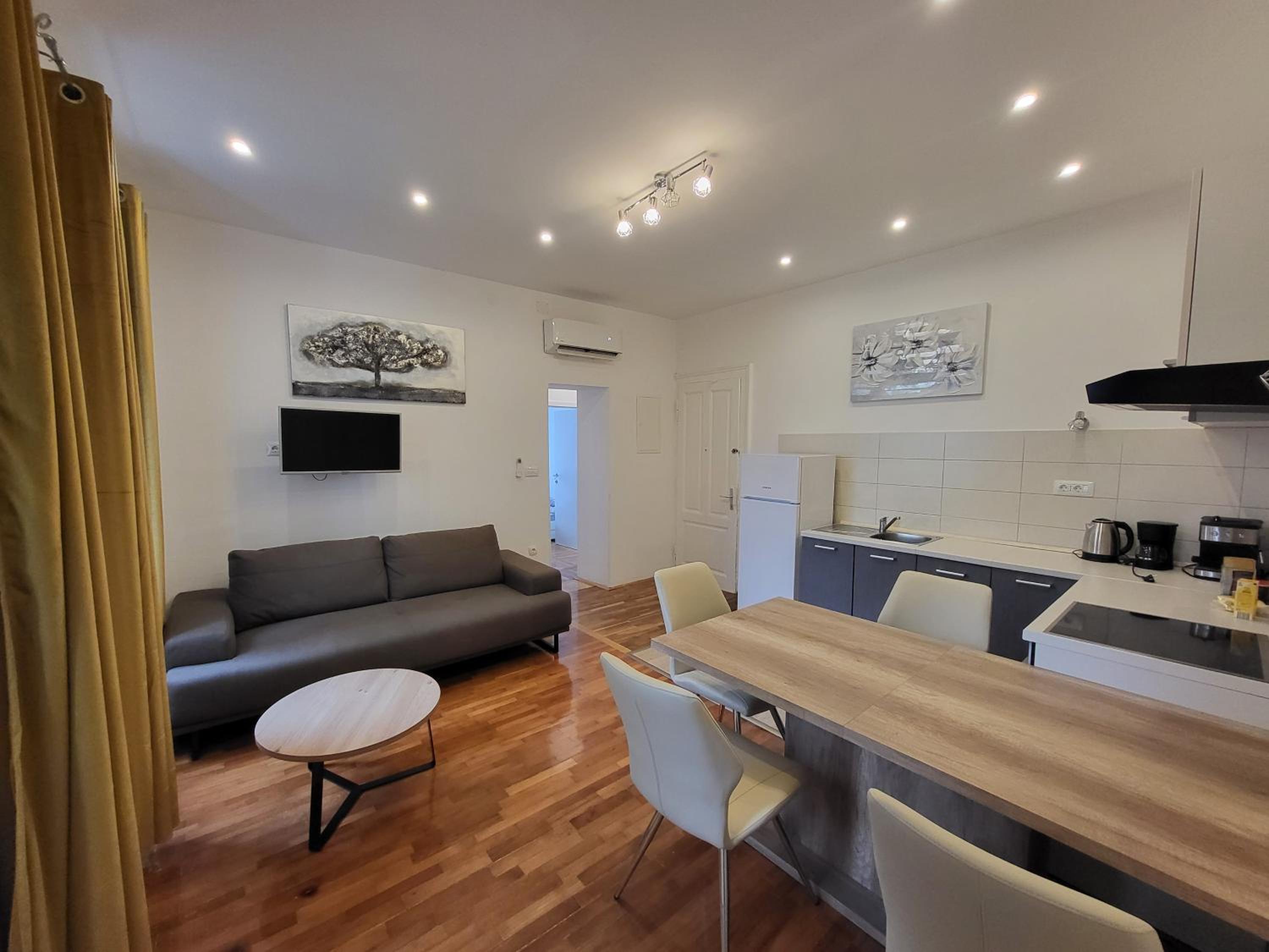Apartment Lucky by Irundo