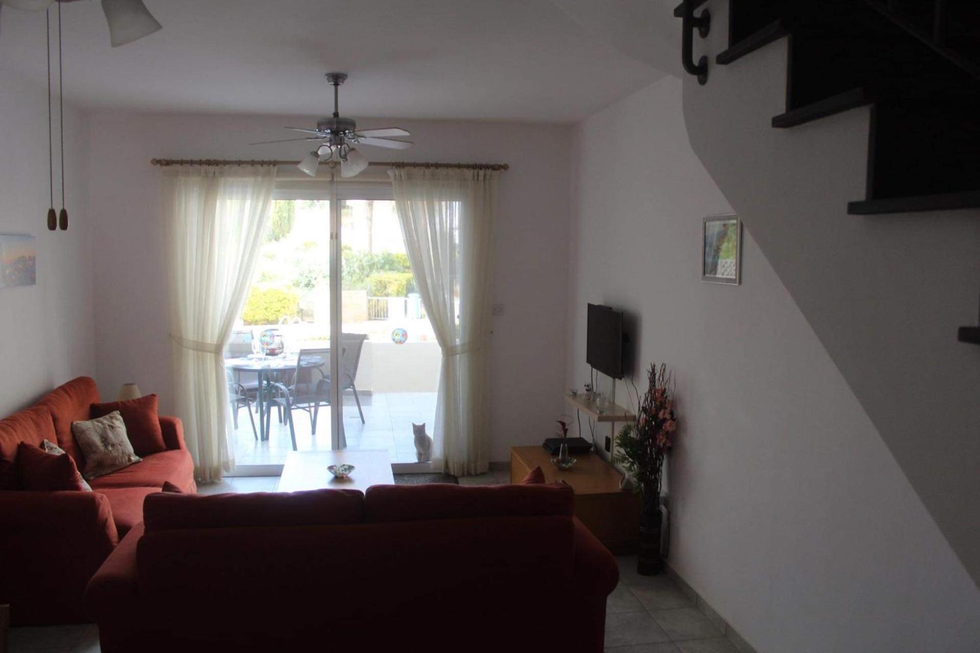 2 bedroom townhouse lower peyia paphos Cyprus