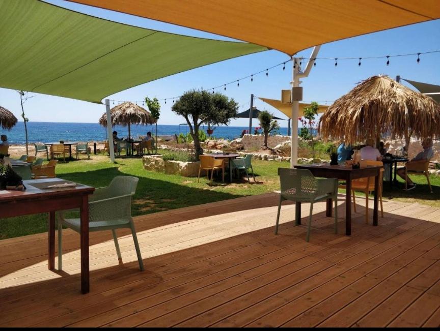2 bedroom townhouse lower peyia paphos Cyprus