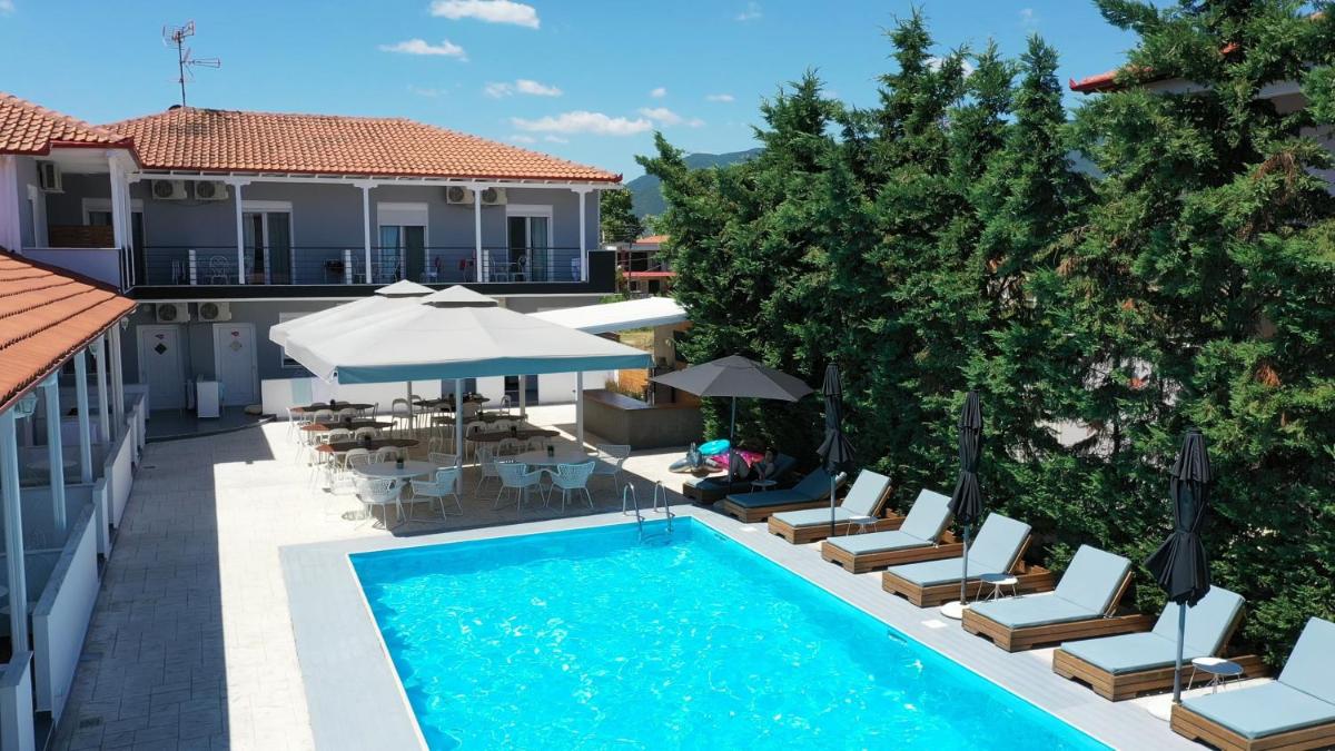 Philoxenia Suites
