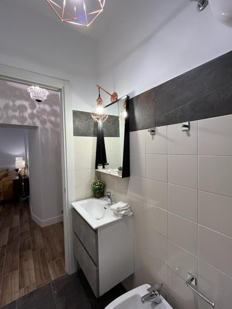 Urbana 33