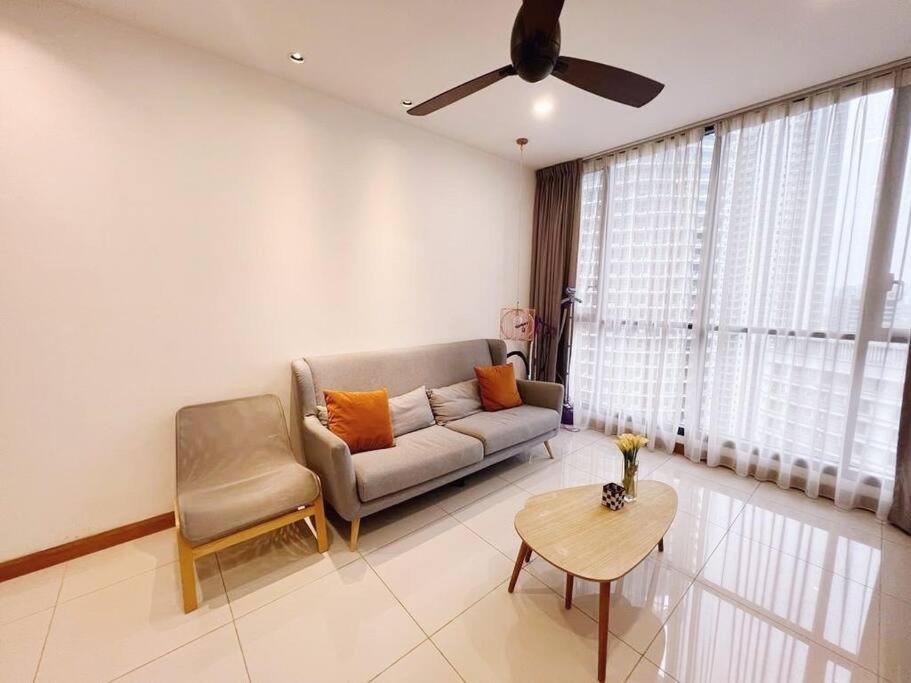 [PROMO]Connected train 2 Bedroom ABOVE MALL (22)