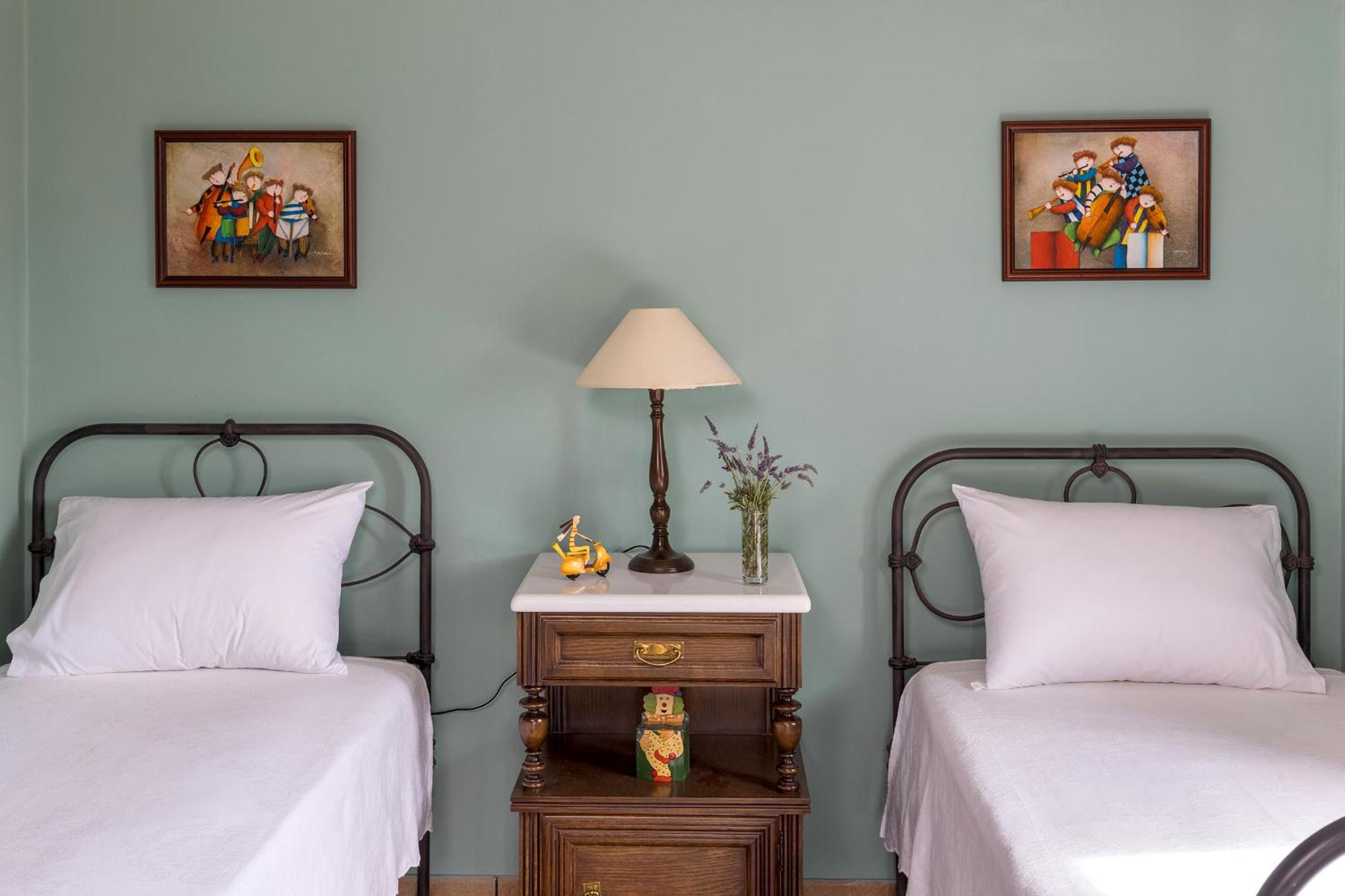 Pantaleon House