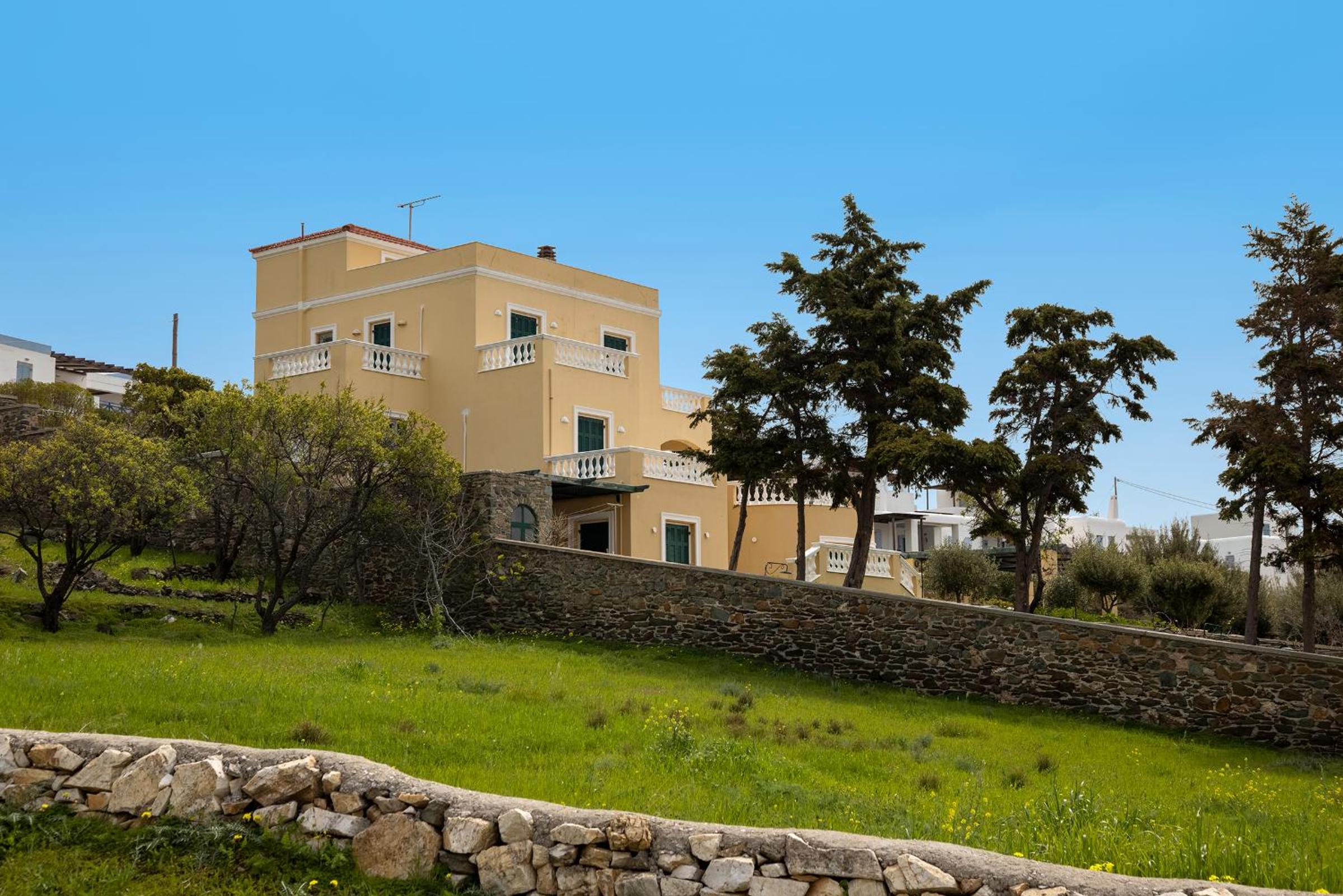 Pantaleon House