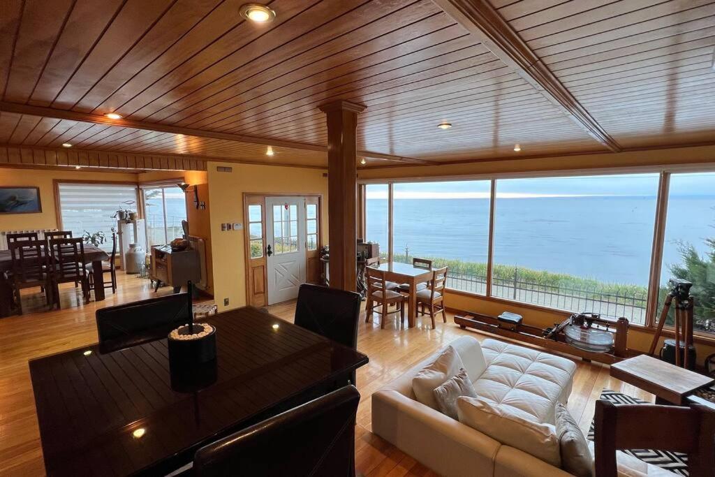 Incredible House in front of Strait of Magellan