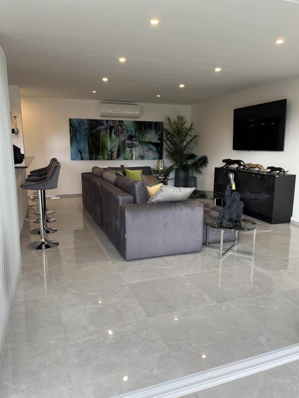 Sun Club Luxus Bungalow Projecto 65 view 4