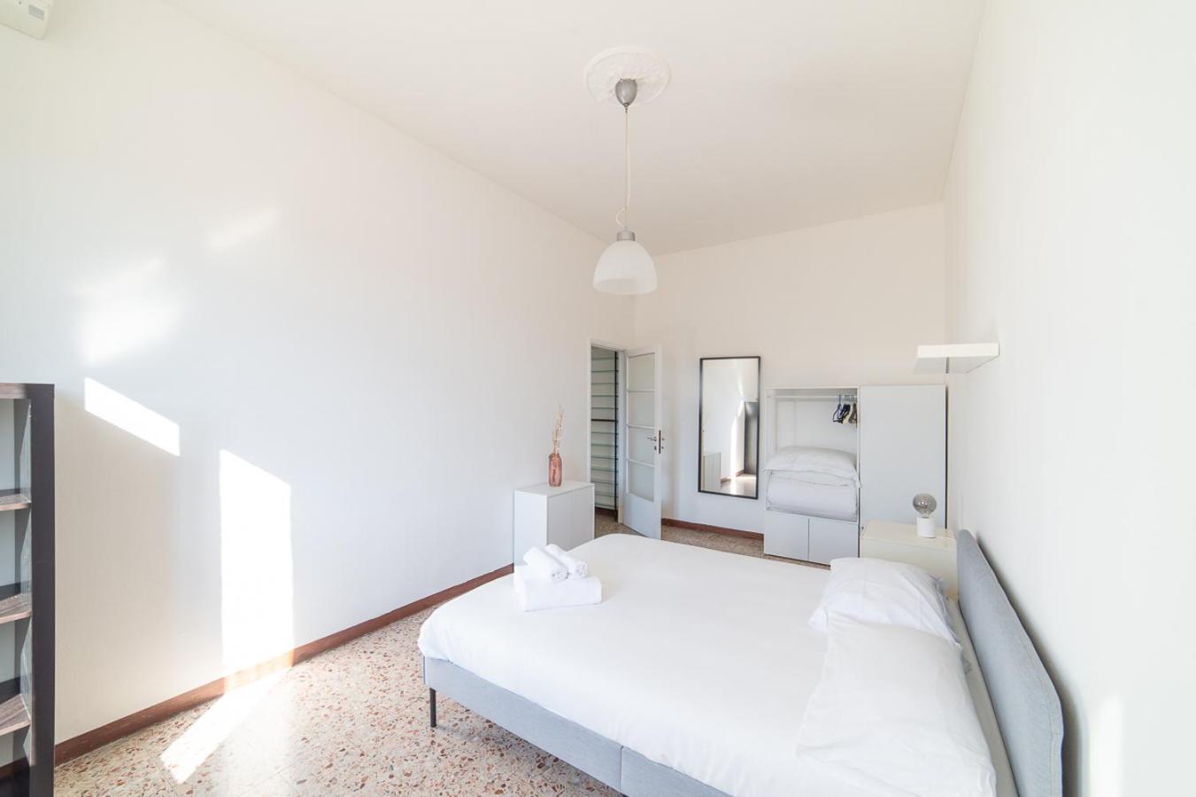 Hbhall Residenze Darsena