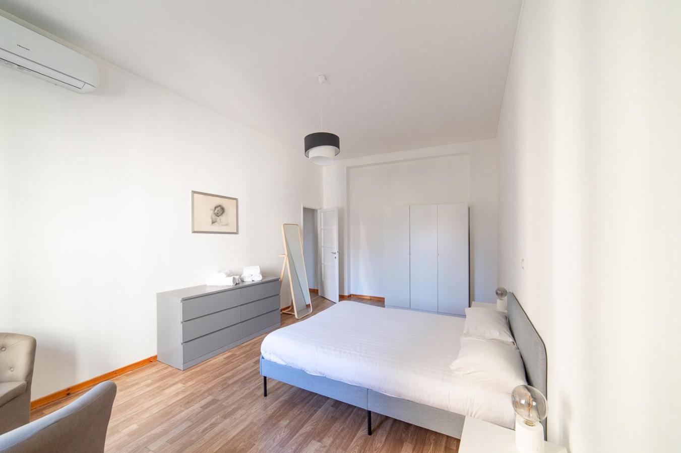 Hbhall Residenze Darsena