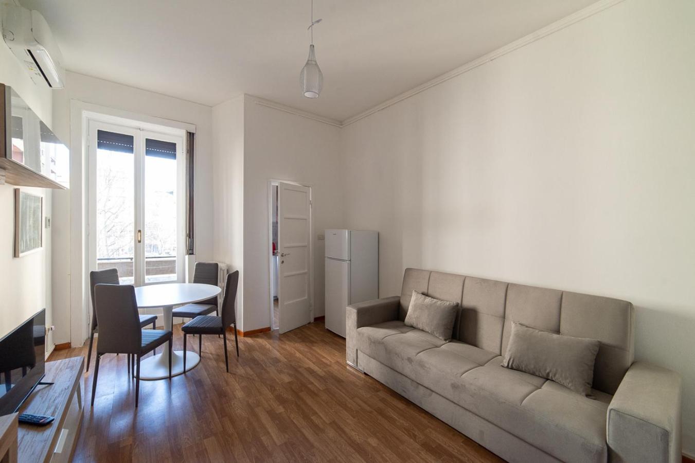 Hbhall Residenze Darsena