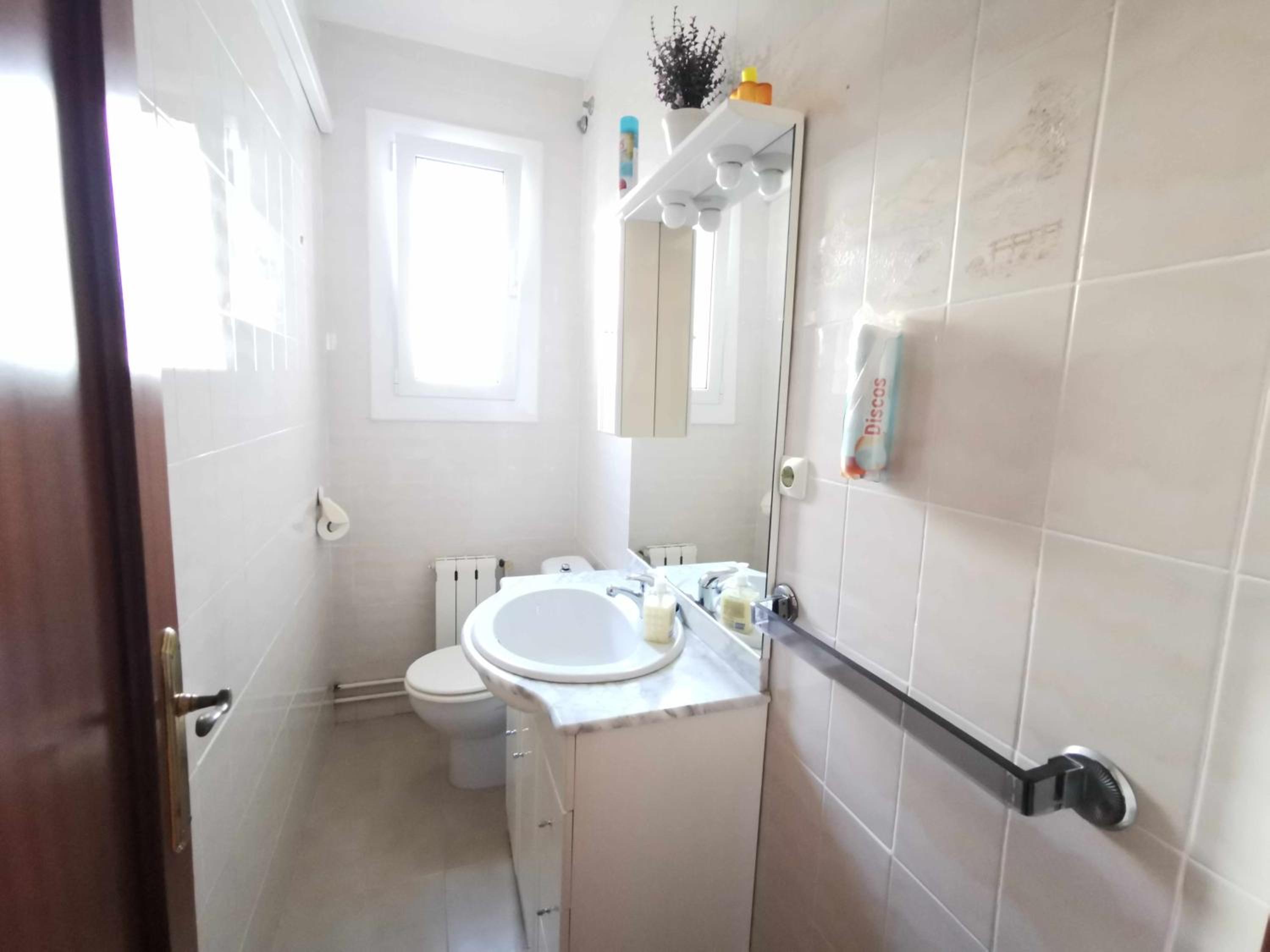 Villa de una planta con piscina ideal familias