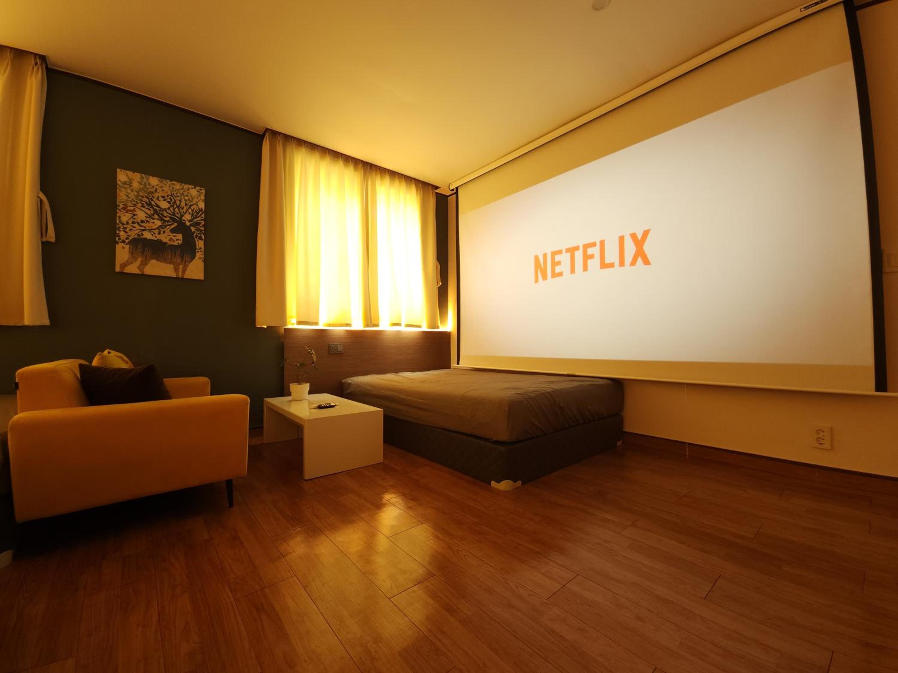 OYO Hostel Myeongdong 5