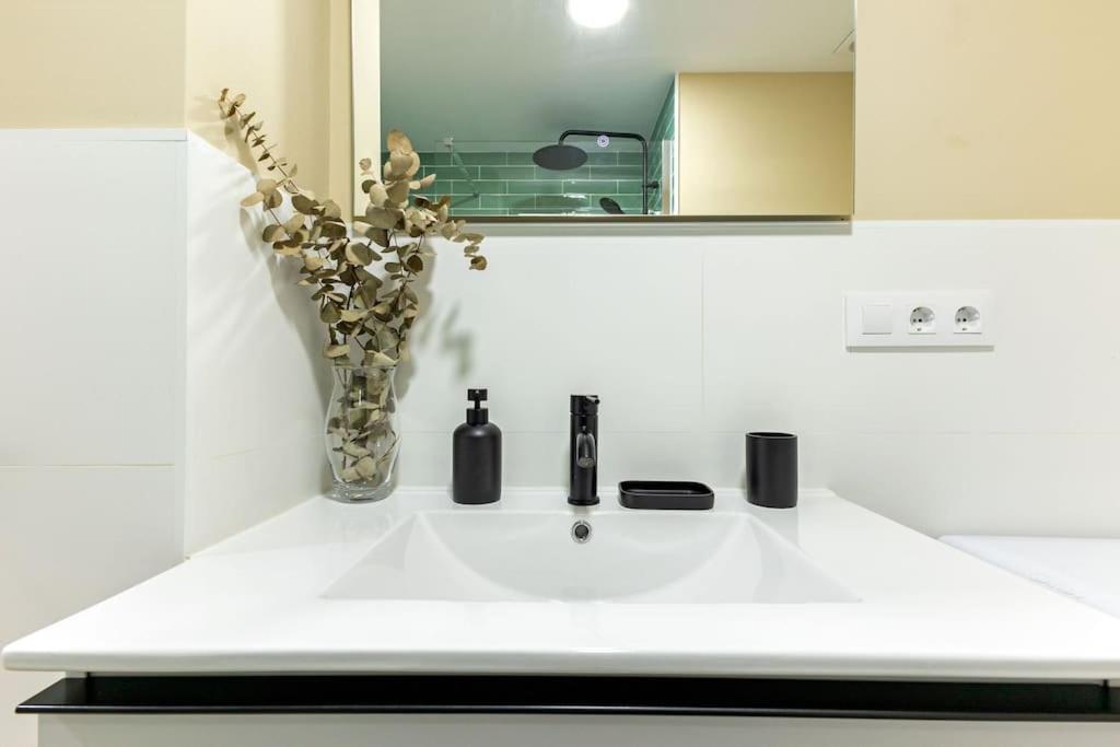 NEW Suite reformada con excelente ubicación