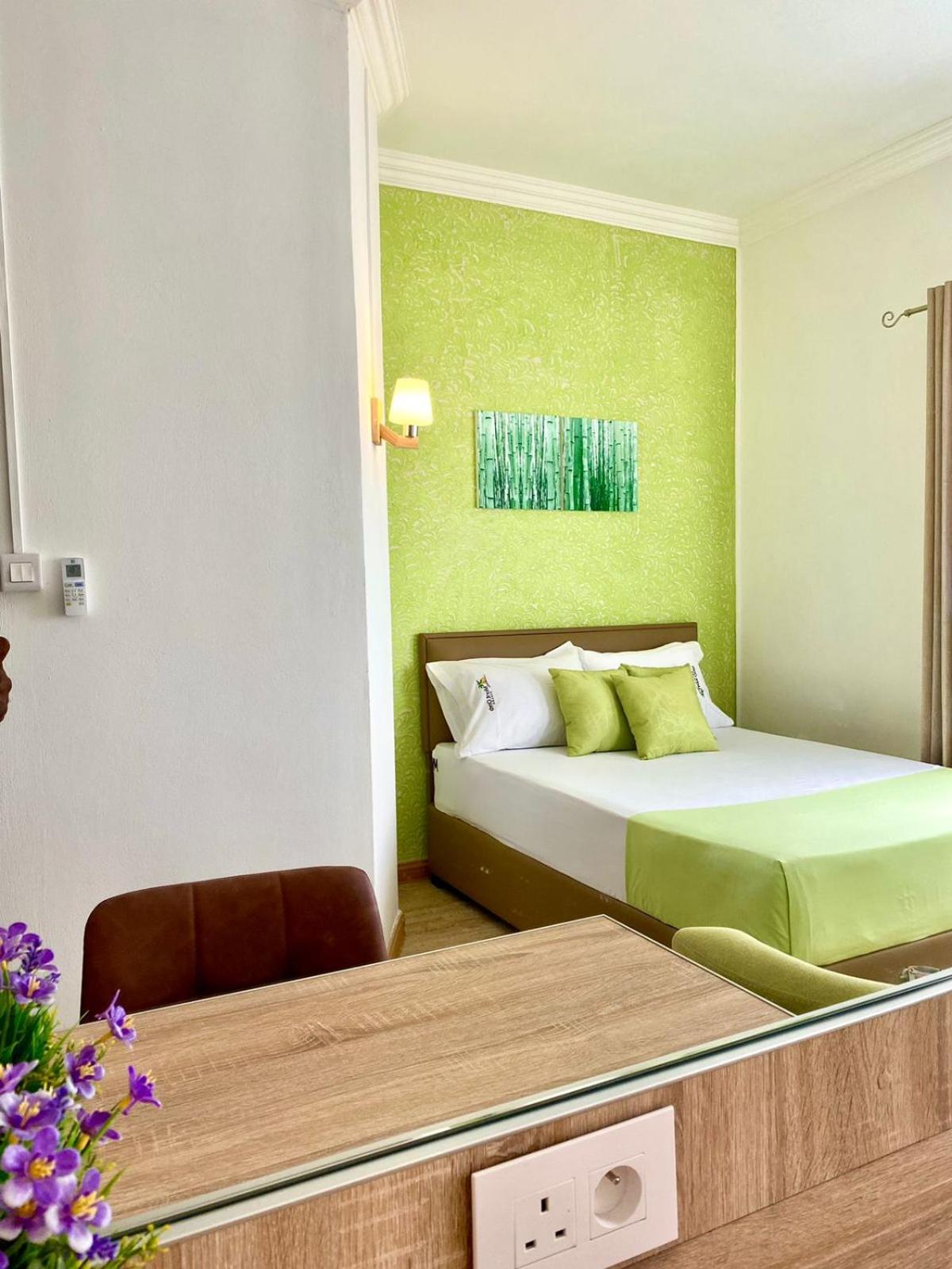 Mont Oreb Villas Pearl Flic en Flac view 3