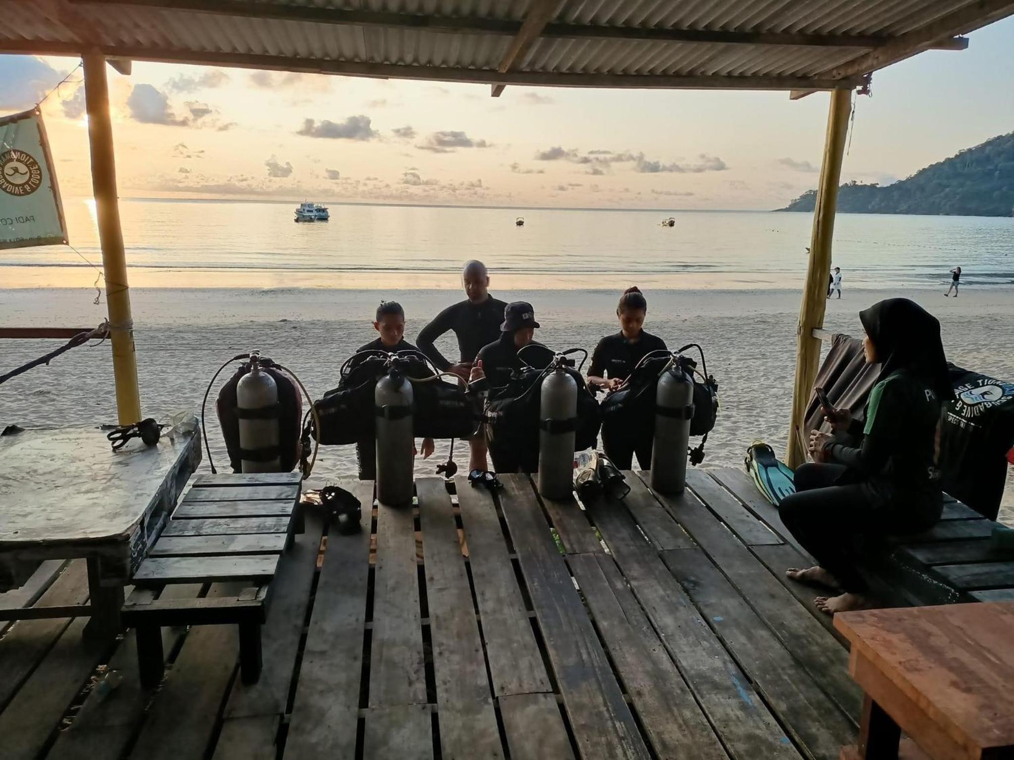 Tiongman Scubadive & Lodge