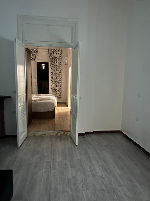 charming studio