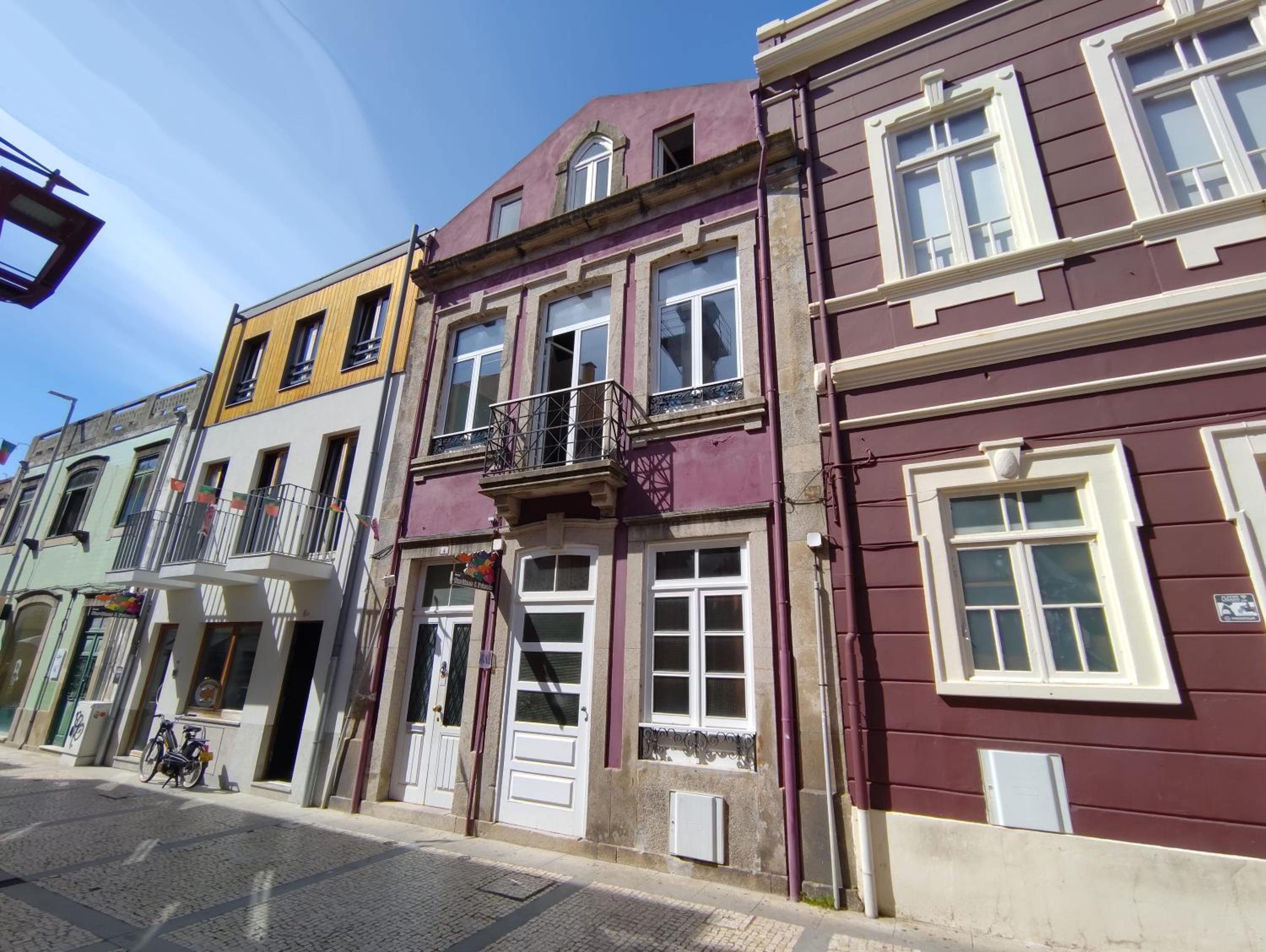 Hotel Sardines and Friends Hostel 04 - Image 1