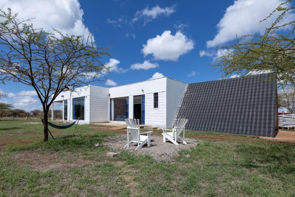 Amboseli house