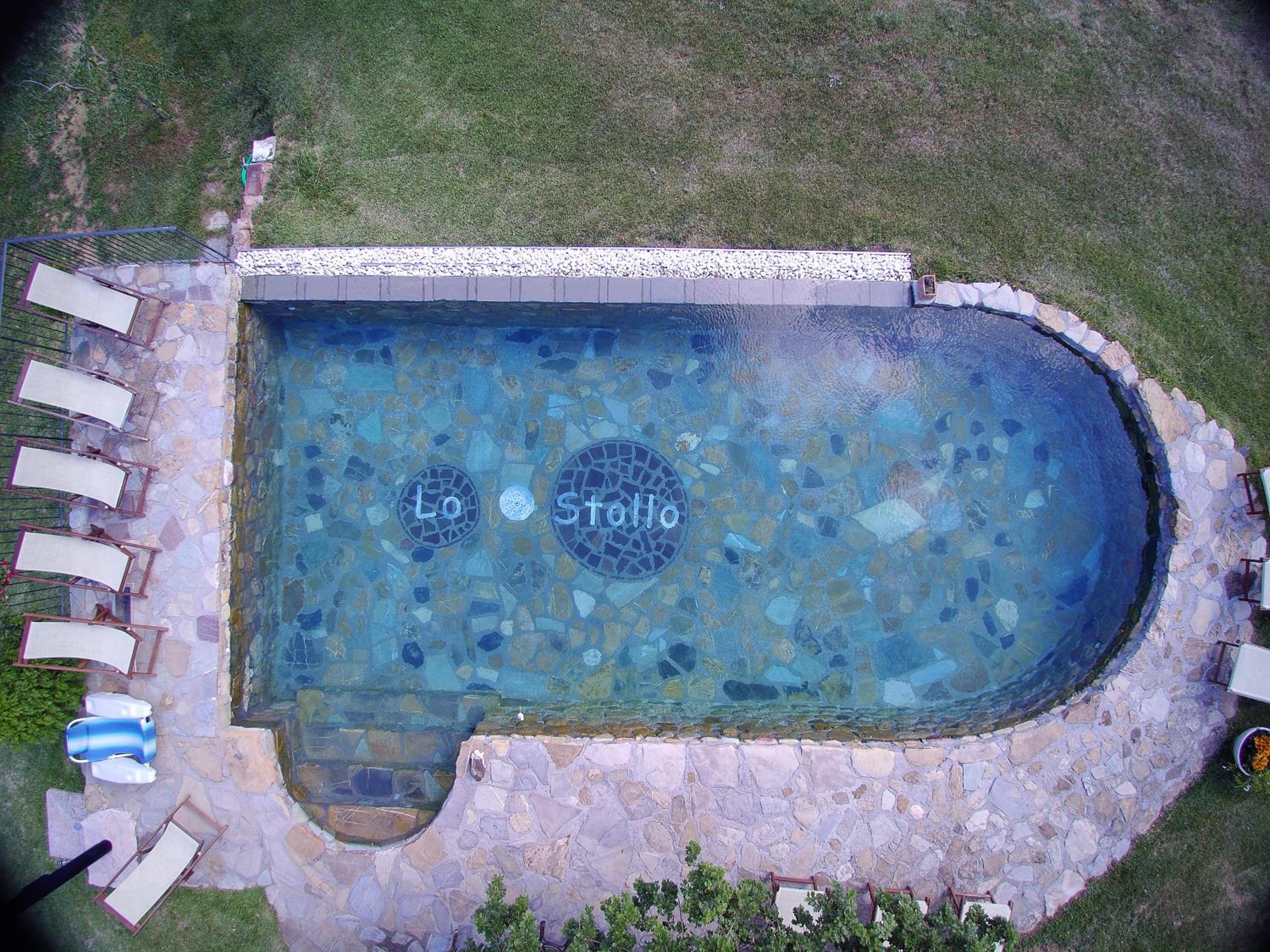 Photo 43